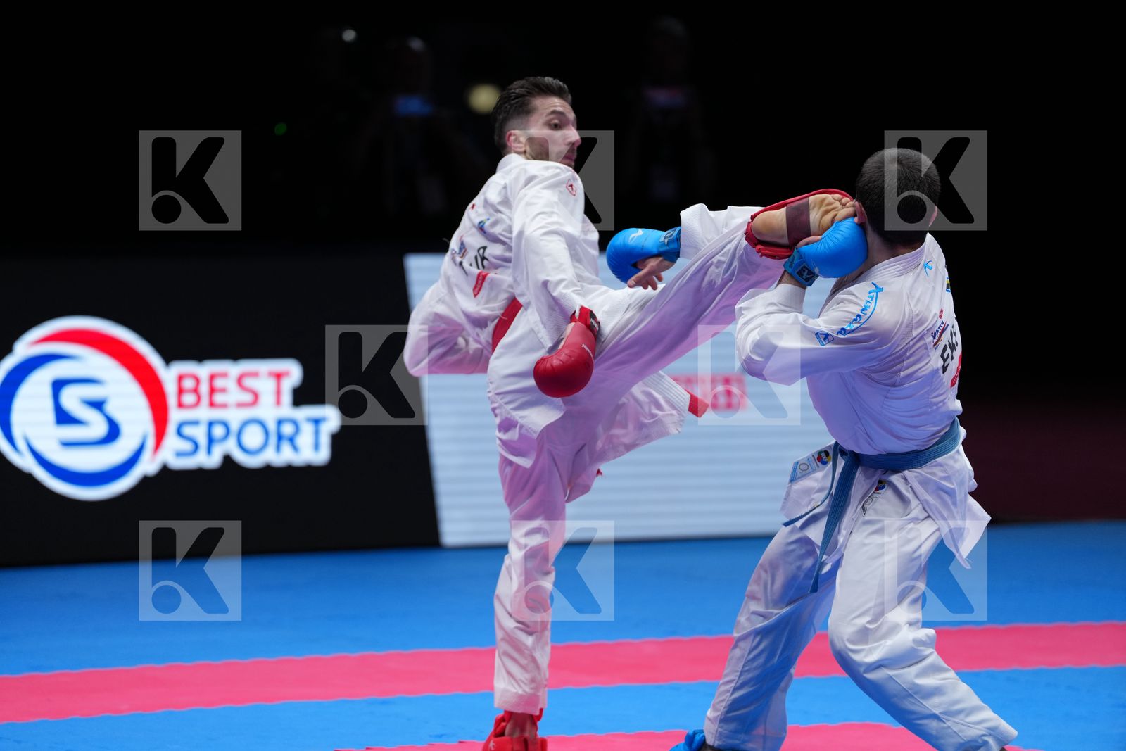 OZER OMER_ABDURRAHIM (TURKIYE) vs OGANNISIAN IURIK (EKF-1) in Male Kumite -67 Kg - Final Bout