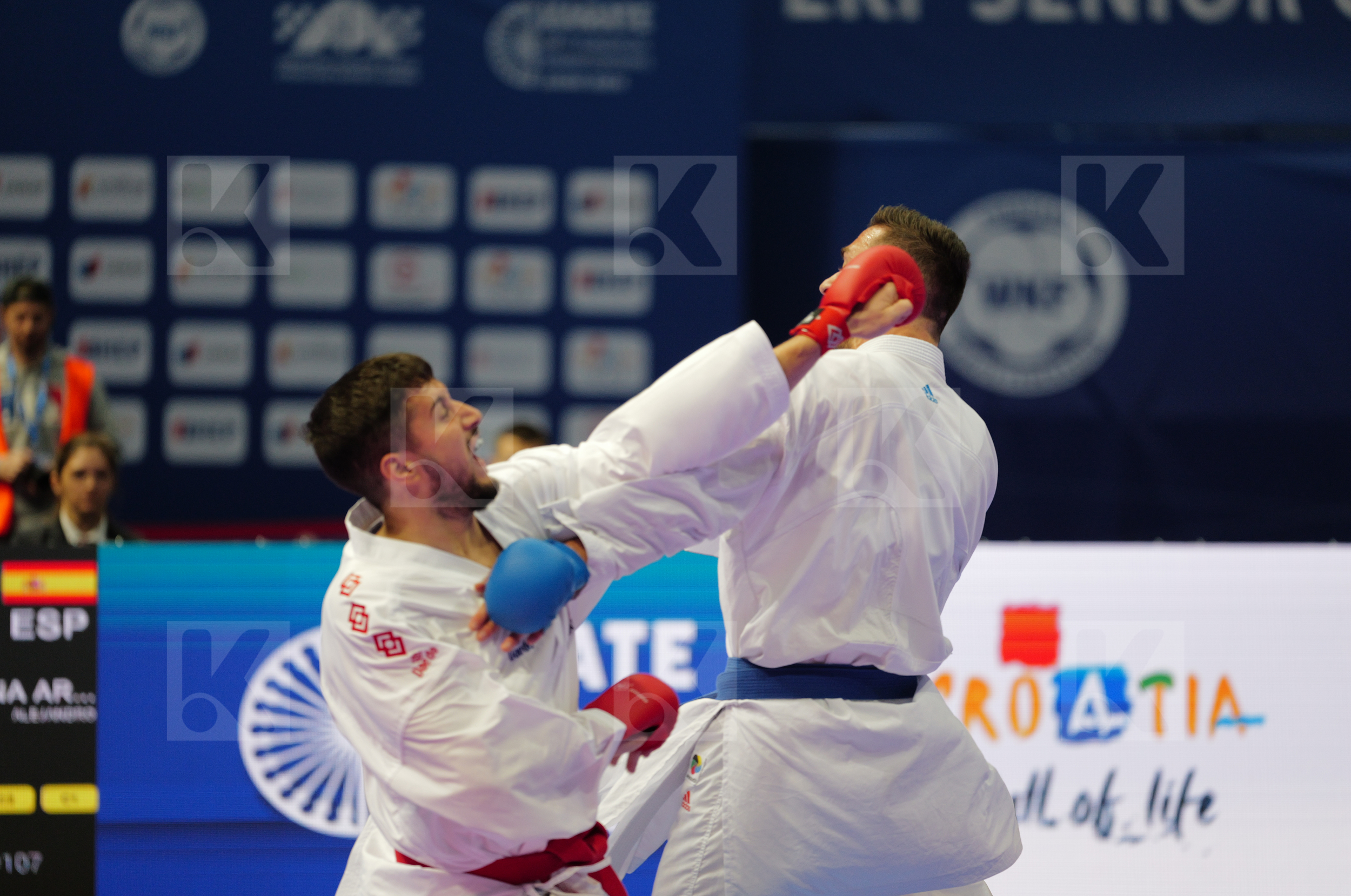 MOLINA ARENCON ALEJANDRO (SPAIN) vs KVESIC IVAN (CROATIA) in Male Kumite -84 Kg - Bronze bout
