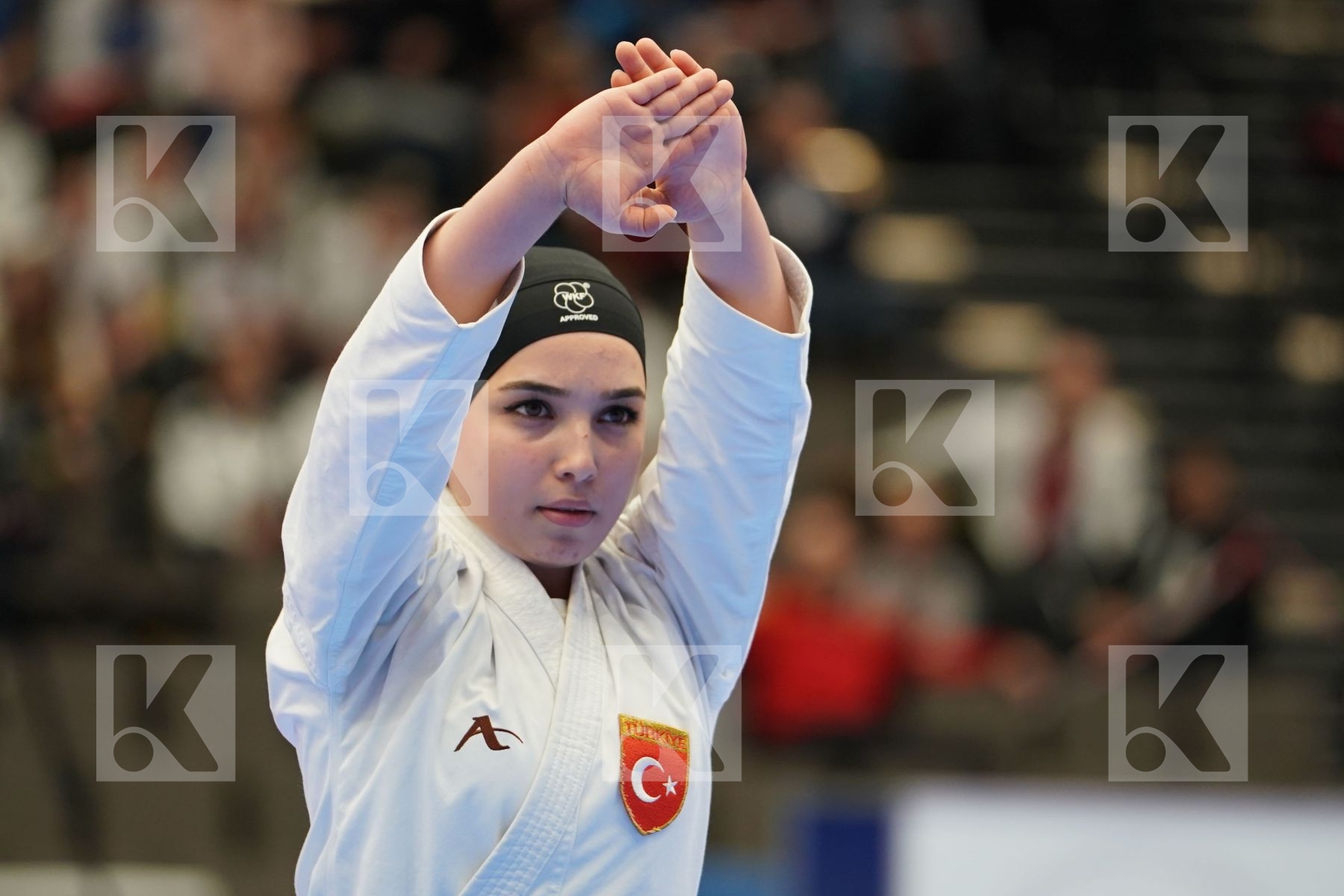 COLAK KEYDA NUR (TURKEY) in Junior Kata Female - Final bout