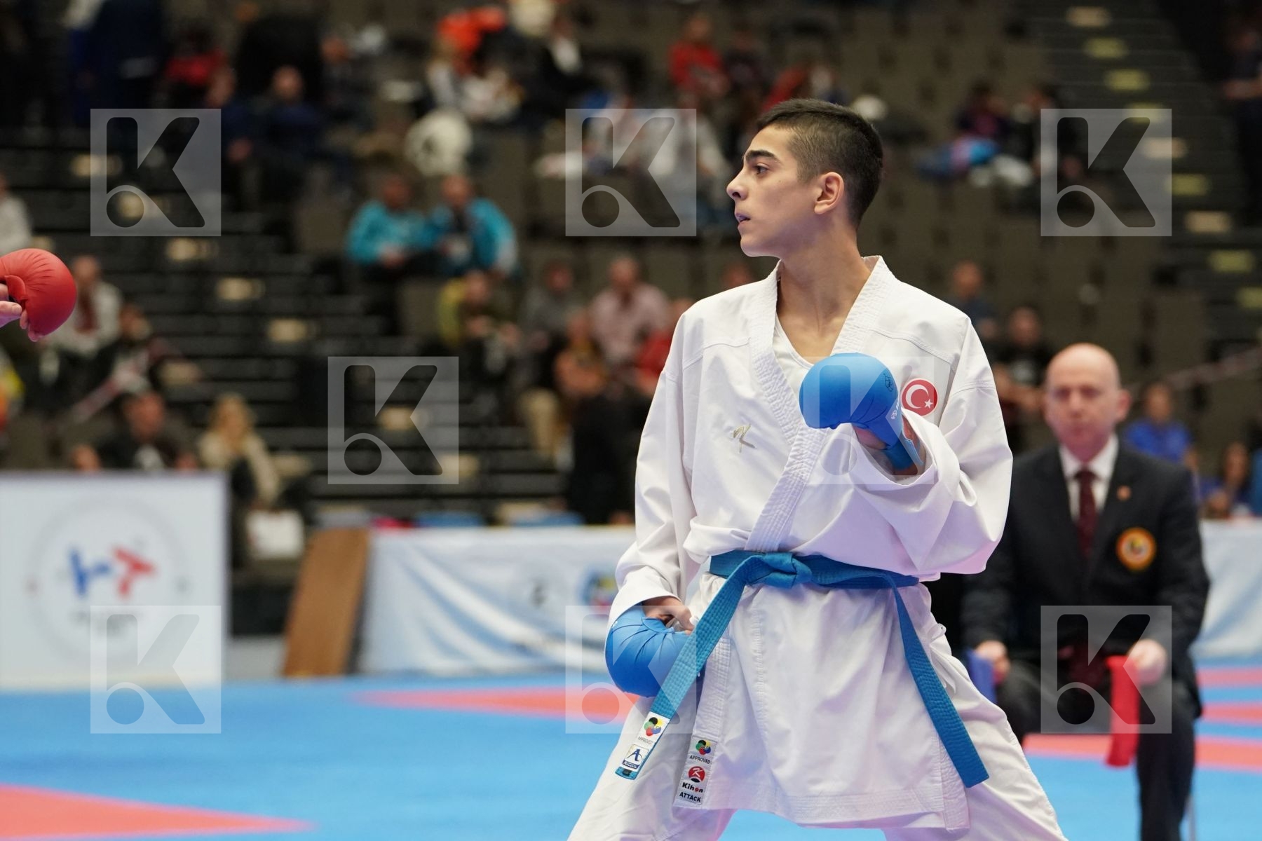 SMART JACOB (SCOTLAND) vs YURUR OMER FARUK (TURKEY) in Cadet Kumite Male Ð 57 Kg - Final bout