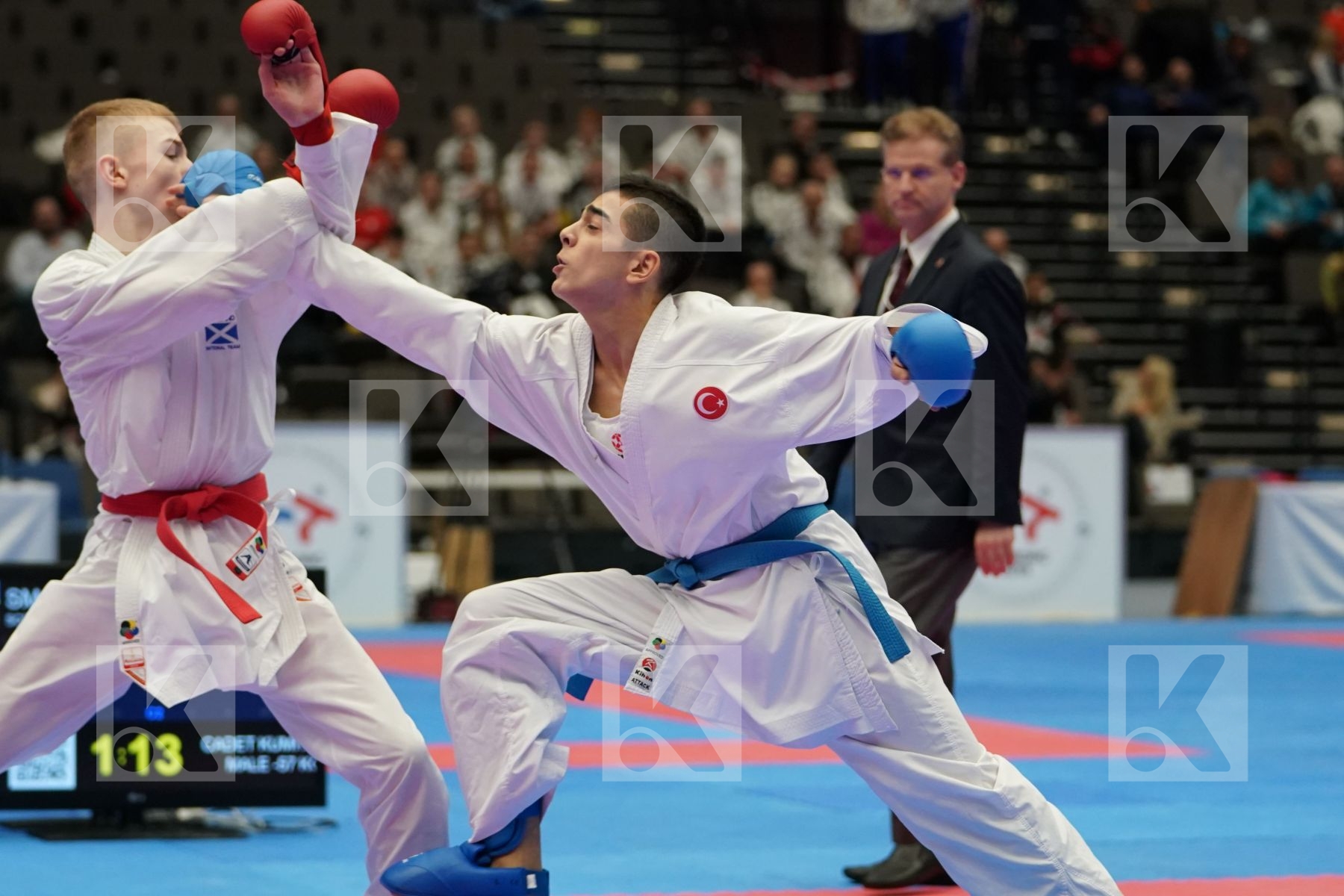 SMART JACOB (SCOTLAND) vs YURUR OMER FARUK (TURKEY) in Cadet Kumite Male Ð 57 Kg - Final bout