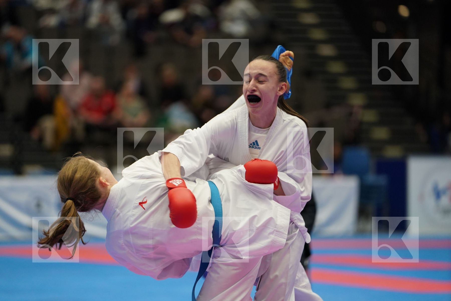 SOULIER MARGOT (FRANCE) vs STEIN RENEE (GERMANY) in Cadet Kumite Female -47 Kg - Final bout