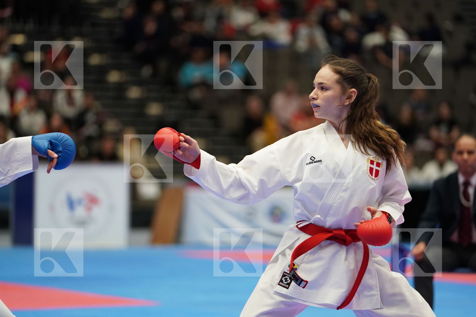 BATAKUJEVIC ERIKA (DENMARK) vs ELISABETH EMMA MARIE (FRANCE) in Cadet Kumite Female -54 Kg - Final bout