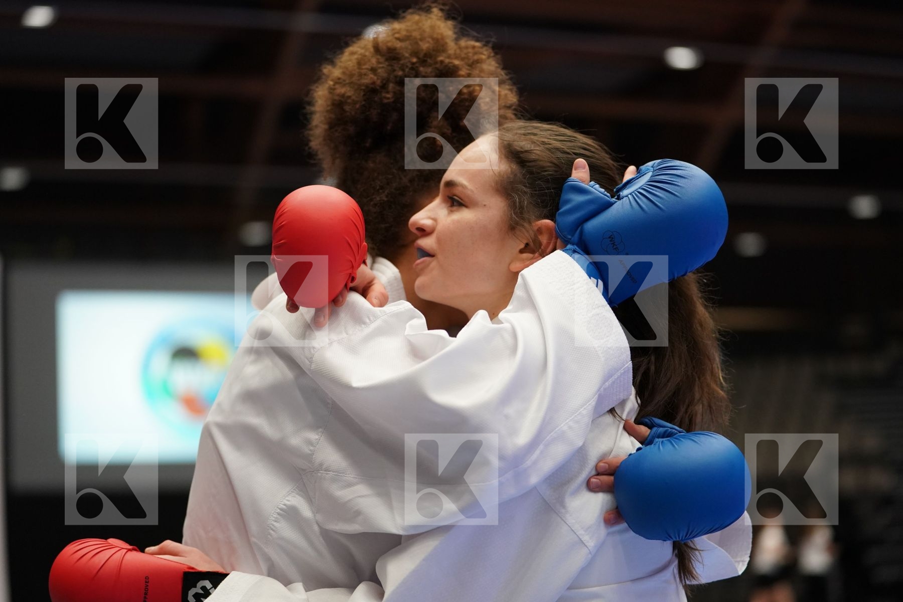 BATAKUJEVIC ERIKA (DENMARK) vs ELISABETH EMMA MARIE (FRANCE) in Cadet Kumite Female -54 Kg - Final bout