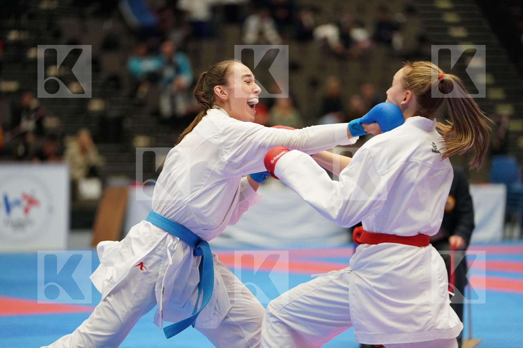 DEVIGILI HANNA (AUSTRIA) vs MUZIKAROVA KLARA (CZECH REPUPLIC) in Cadet Kumite Female 54+ Kg - Final bout