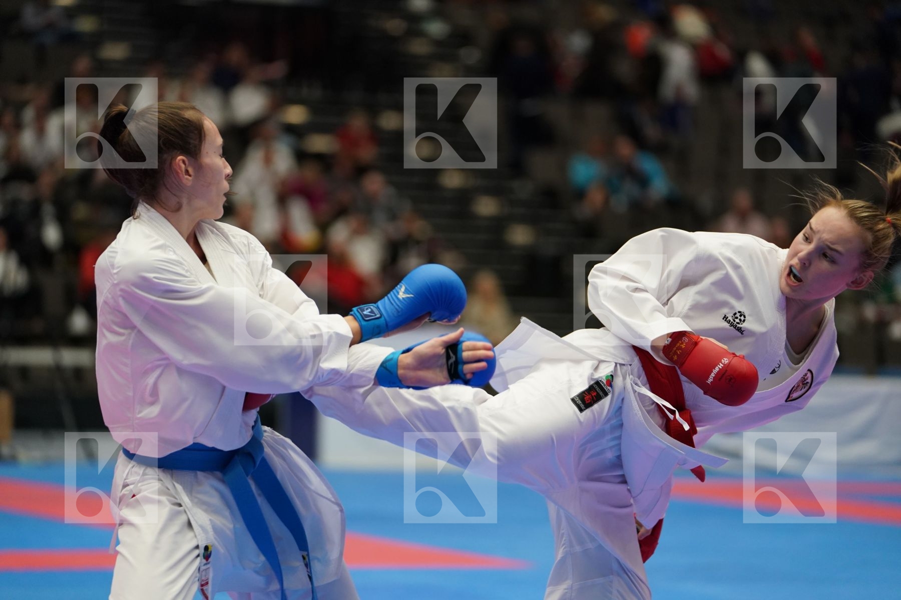 DEVIGILI HANNA (AUSTRIA) vs MUZIKAROVA KLARA (CZECH REPUPLIC) in Cadet Kumite Female 54+ Kg - Final bout