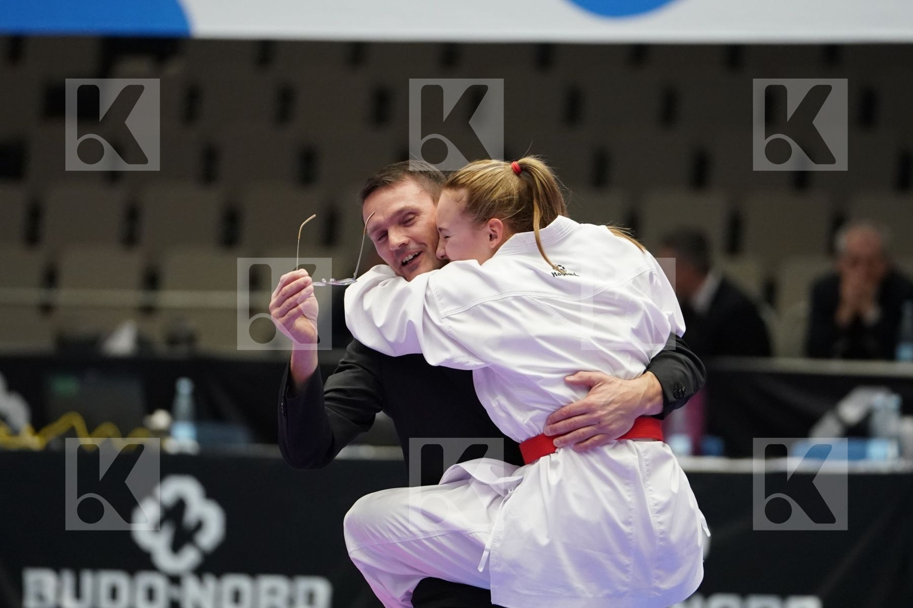 DEVIGILI HANNA (AUSTRIA) vs MUZIKAROVA KLARA (CZECH REPUPLIC) in Cadet Kumite Female 54+ Kg - Final bout