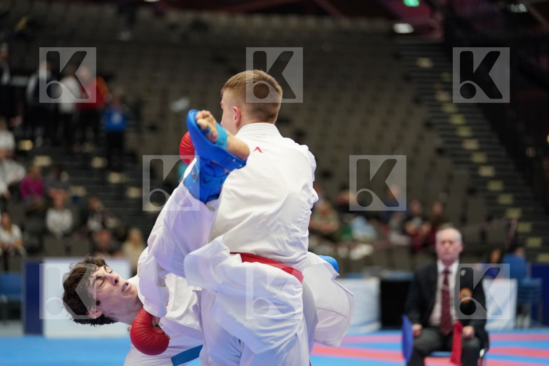 JERMOLAEV ARTJOM (LATVIA) vs MANIA SABA (GEORGIA) in Cadet Kumite Male Ð 70 Kg - Final bout