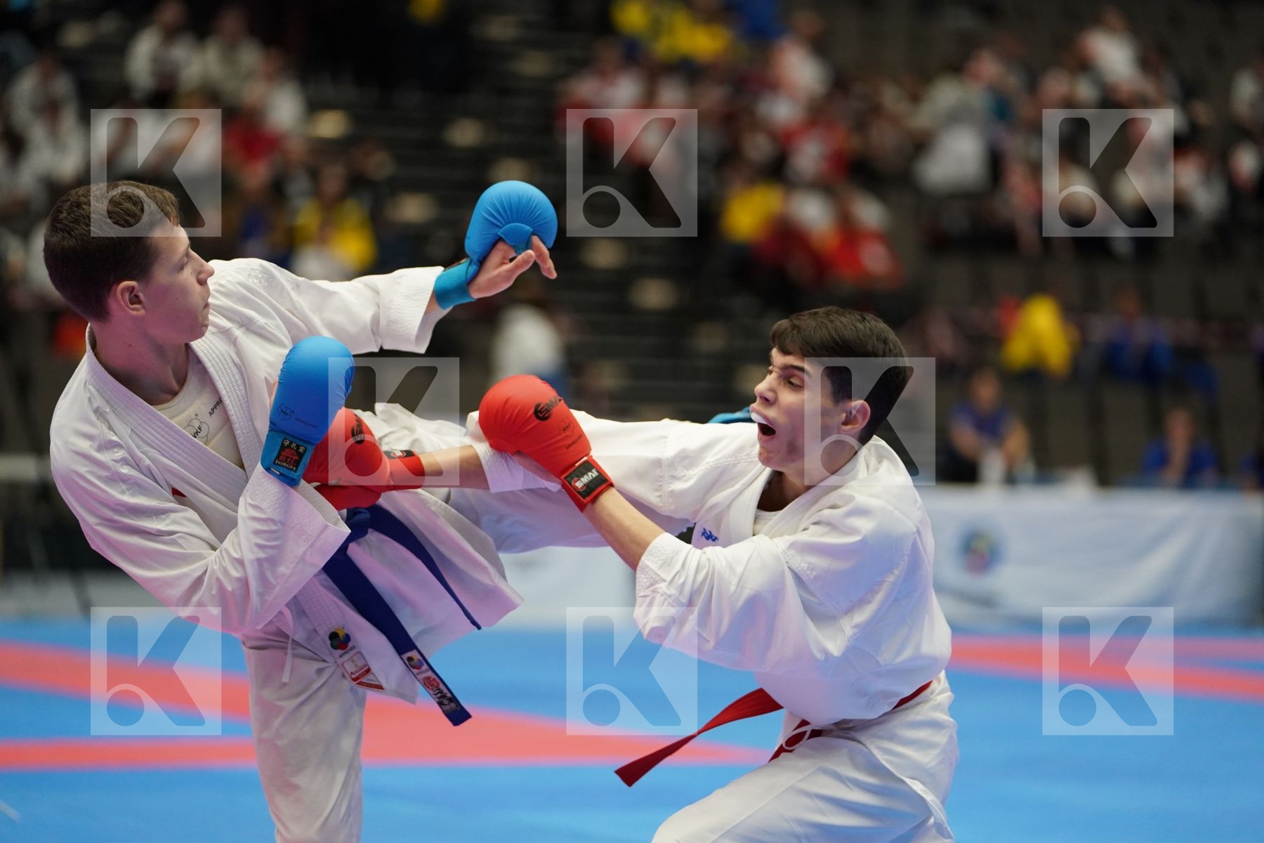 LUCIANO CARMINE (ITALY) vs RASHETNIK MIKITA (BELARUS) in Junior Kumite Male Ð 55 Kg - Final bout