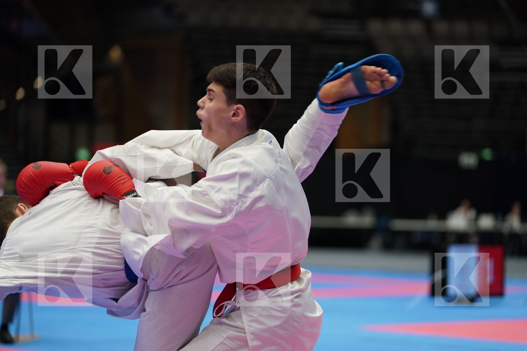 LUCIANO CARMINE (ITALY) vs RASHETNIK MIKITA (BELARUS) in Junior Kumite Male Ð 55 Kg - Final bout