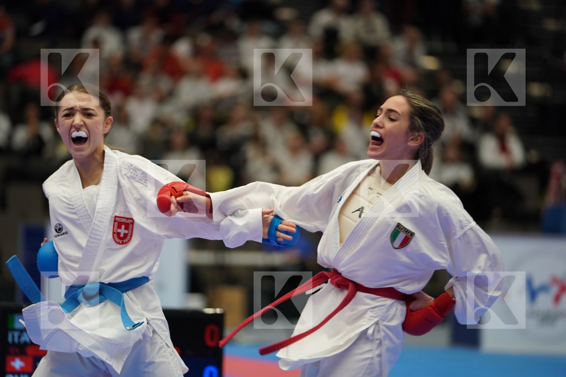 AGUS ASIA (ITALY) vs VOEGELIN FLORENCE (SWITZERLAND) in Junior Kumite Female -48 Kg - Final bout