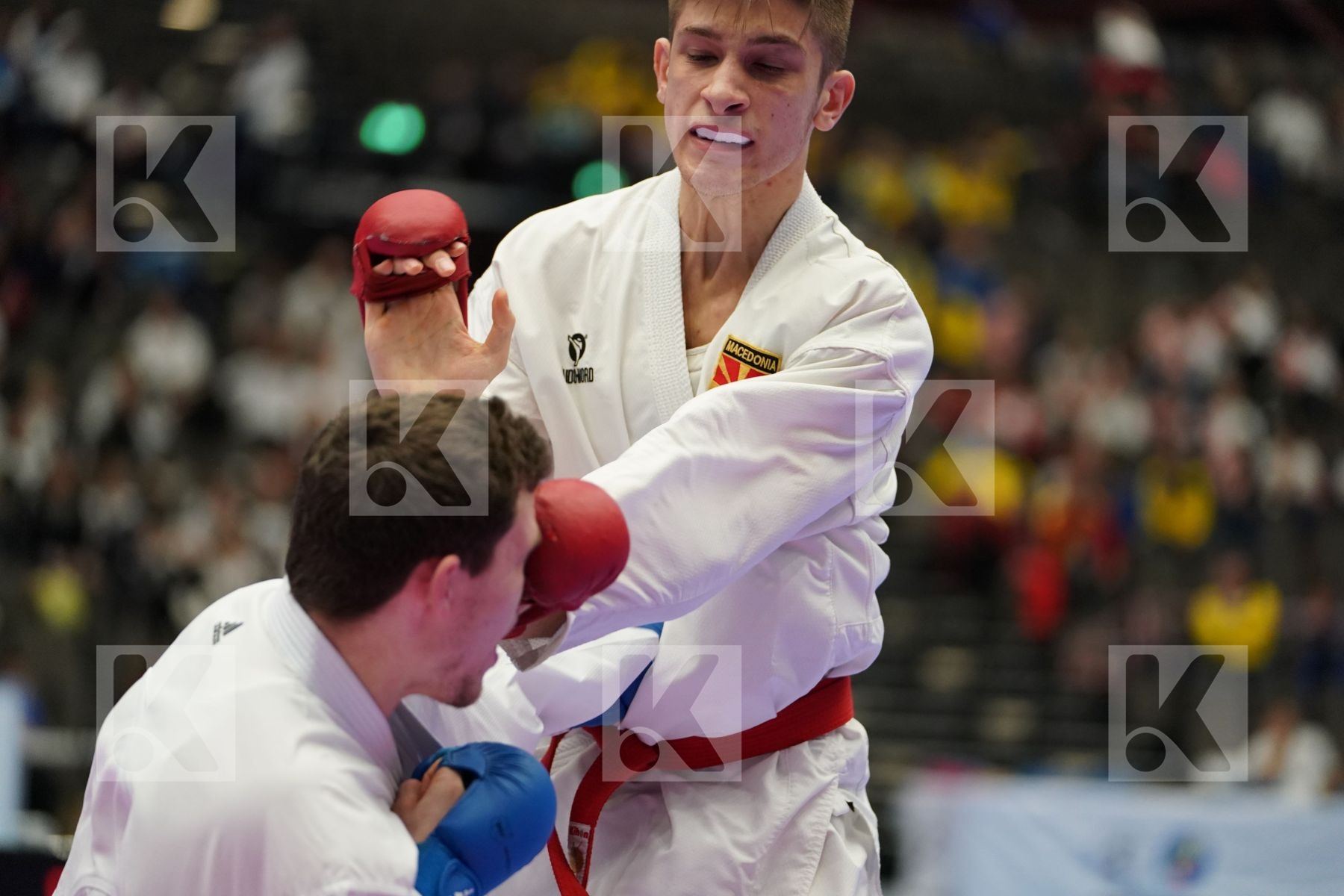 PETKOV GLIGOR (FYR OF MACEDONIA) vs CREAN CHRISTOPHER MC CARTHY (IRELAND) in Junior Kumite Male 76 + Kg - Final bout