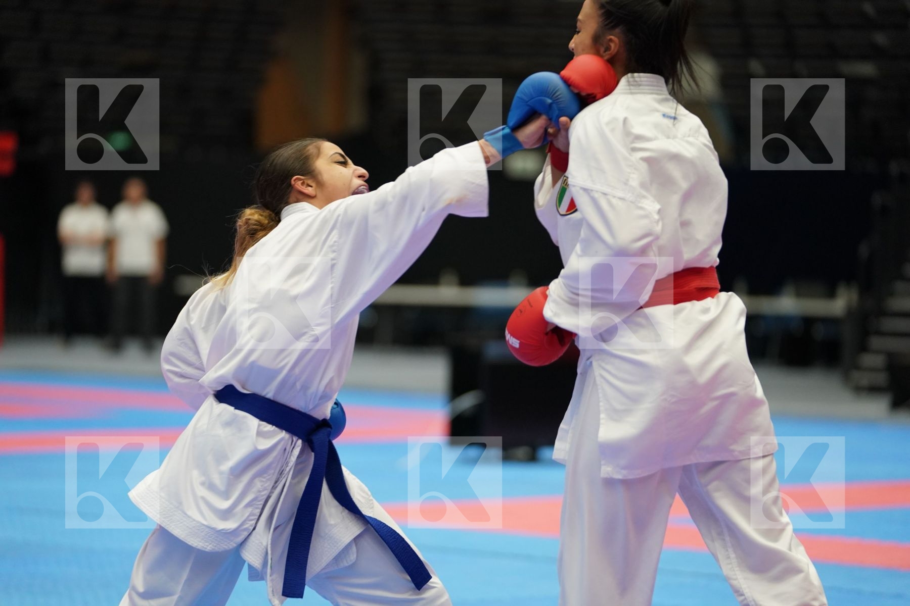 BRUNORI VERONICA (ITALY) vs HEURTAULT SARA (FRANCE) in Under 21 Kumite Female -55 Kg - Final bout