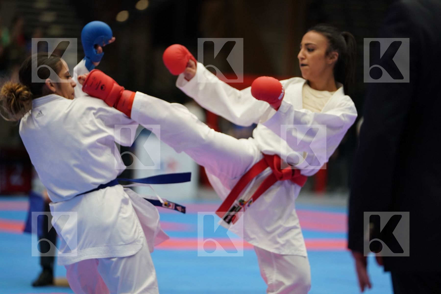 BRUNORI VERONICA (ITALY) vs HEURTAULT SARA (FRANCE) in Under 21 Kumite Female -55 Kg - Final bout
