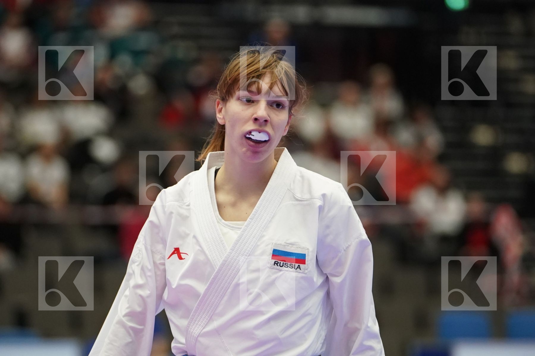 AVAZERI LEA (FRANCE) vs ISAEVA VICTORIA (RUSSIAN FEDERATION) in Under 21 Kumite Female -68 Kg - Final bout