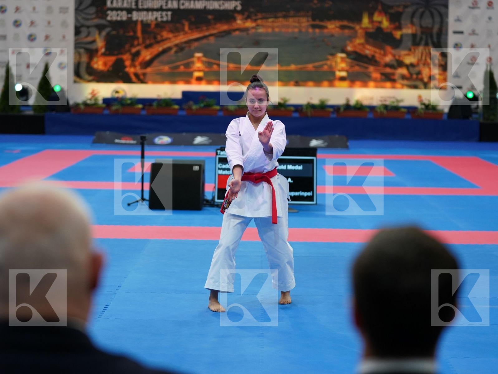 PEREZ ALVEZ AZAHARA (SPAIN) in Cadet Kata Female - Final bout