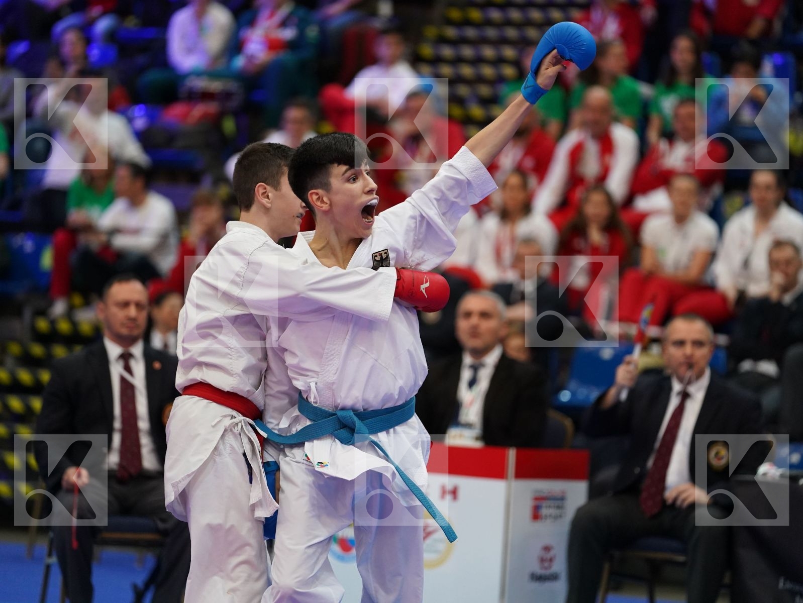 GHAZARYAN MHER (ARMENIA) vs OEZDEMIR MUHAMMED (GERMANY) in Cadet Kumite Male -52 Kg - Final bout