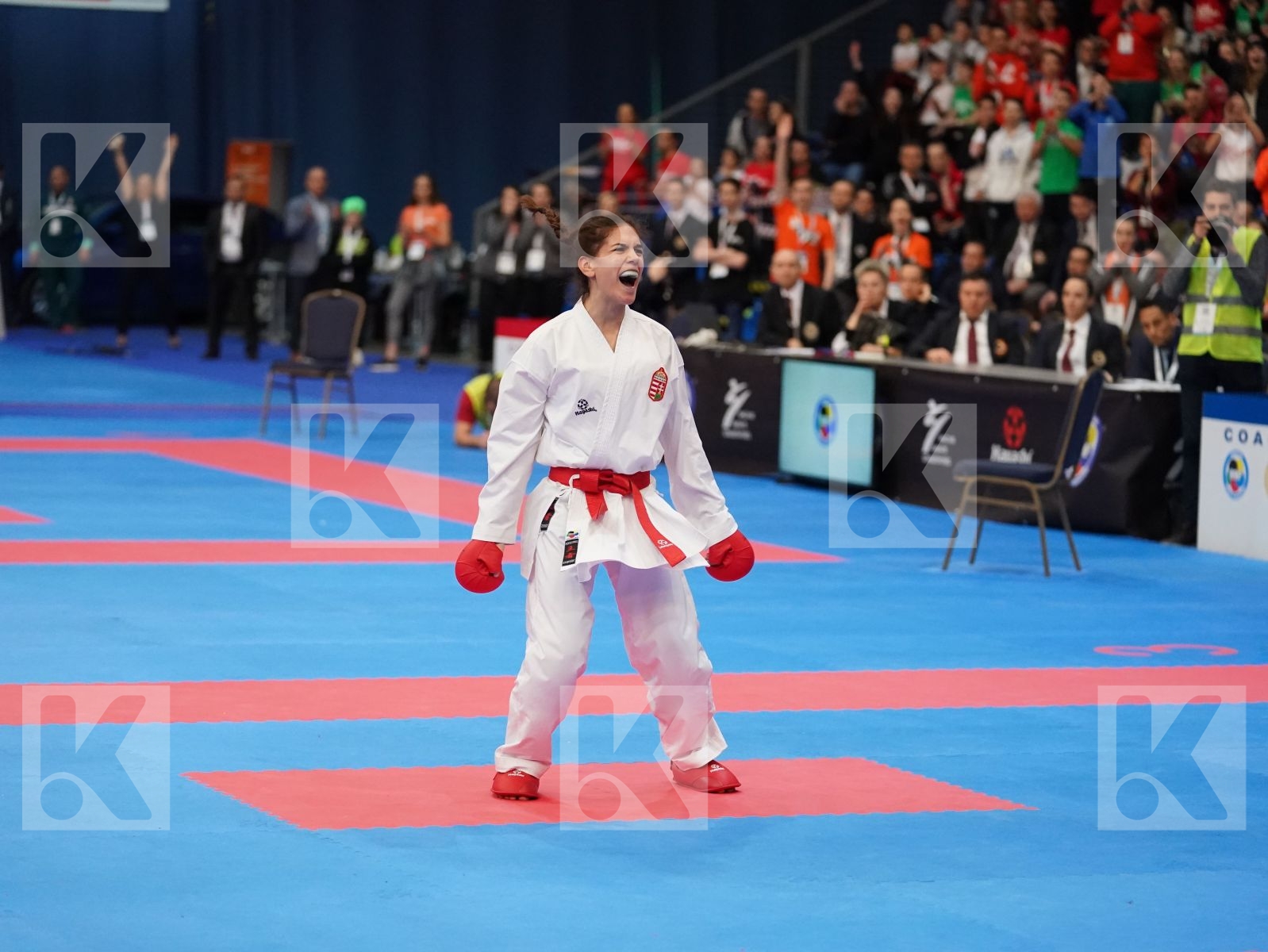 JAKUBOVICS DALMA (HUNGARY) vs BALIK HAZEL (TURKEY) in Junior Kumite Female -48 Kg - Final bout