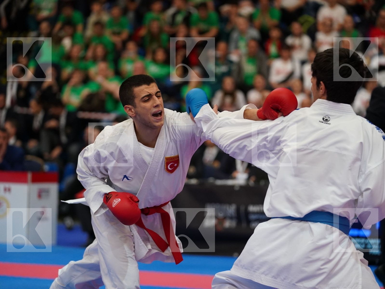 YAMAN ALPEREN (TURKEY) vs AGHAYEV FARID (AZERBAIJAN) in Junior Kumite Male -76 Kg - Final bout