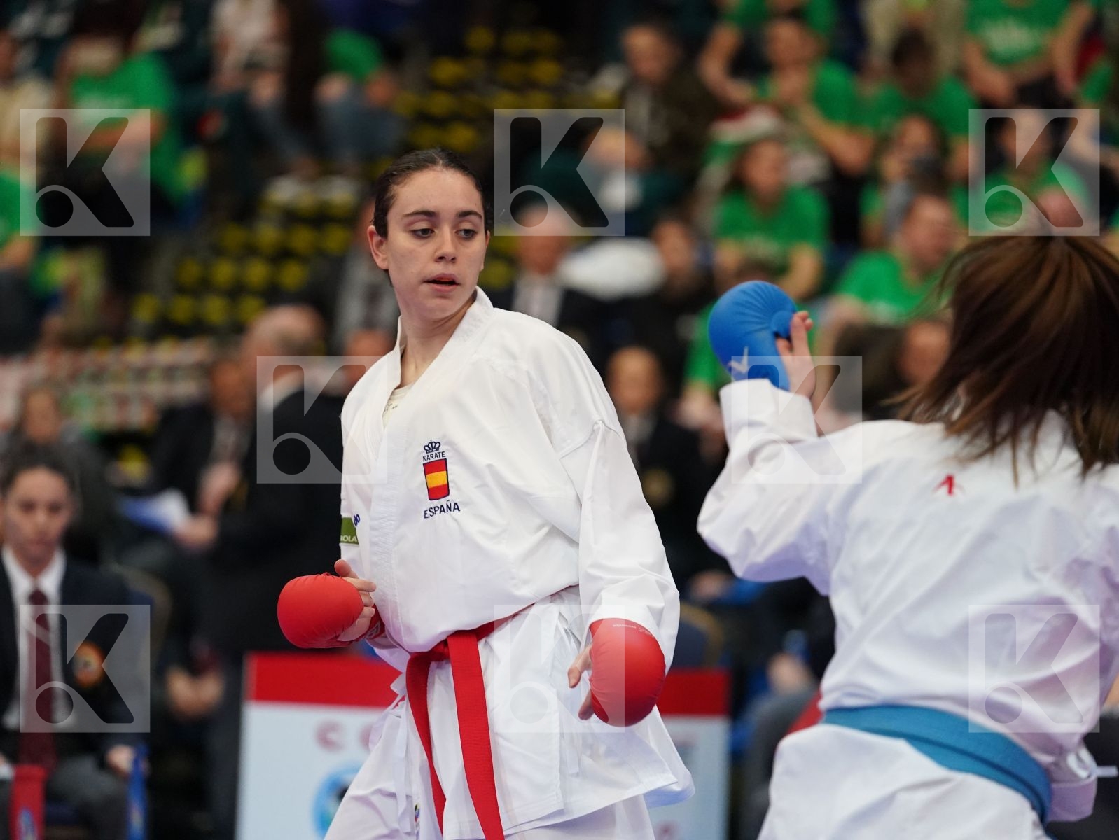 PASCUAL CHICO MARTA (SPAIN) vs PETKOVA SANYA (BULGARIA) in Junior Kumite Female 59+ Kg - Final bout