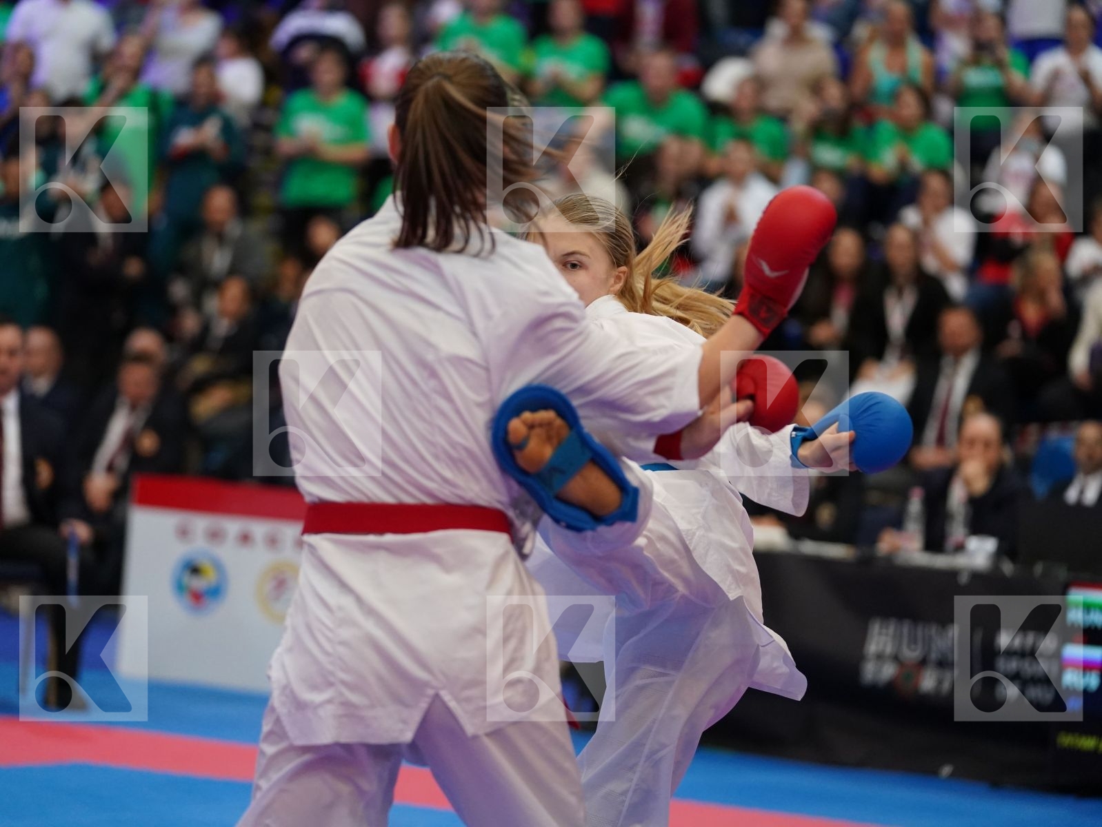 BARANYI ZSOFIA (HUNGARY) vs CHERNYSHEVA ANNA (RUSSIAN FEDERATION) in Under 21 Kumite Female -55 Kg - Final bout