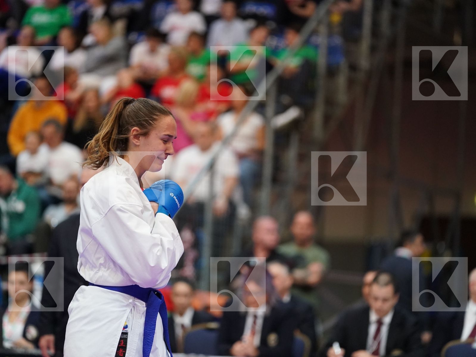 JUNNER NIAMH (SCOTLAND) vs ZILLER LORA (AUSTRIA) in Under 21 Kumite Female 68+ Kg - Final bout