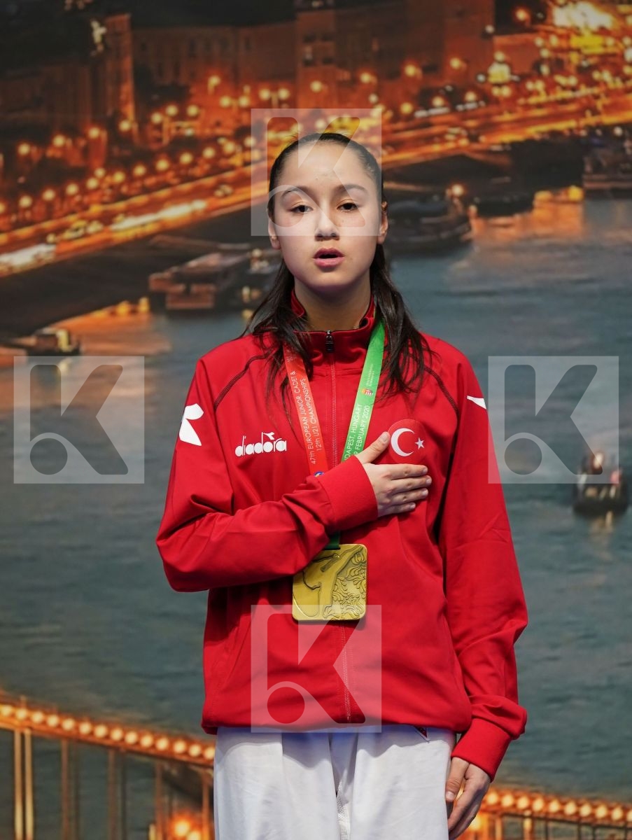 OZDEMIR MUSERREF (TURKEY), KVASNICOVA NINA (SLOVAKIA), BREUZARD CHLOE (FRANCE), OTT SIDNEY-MICHELLE (GERMANY) in Cadet Kumite Female -47 Kg - Podium ceremony