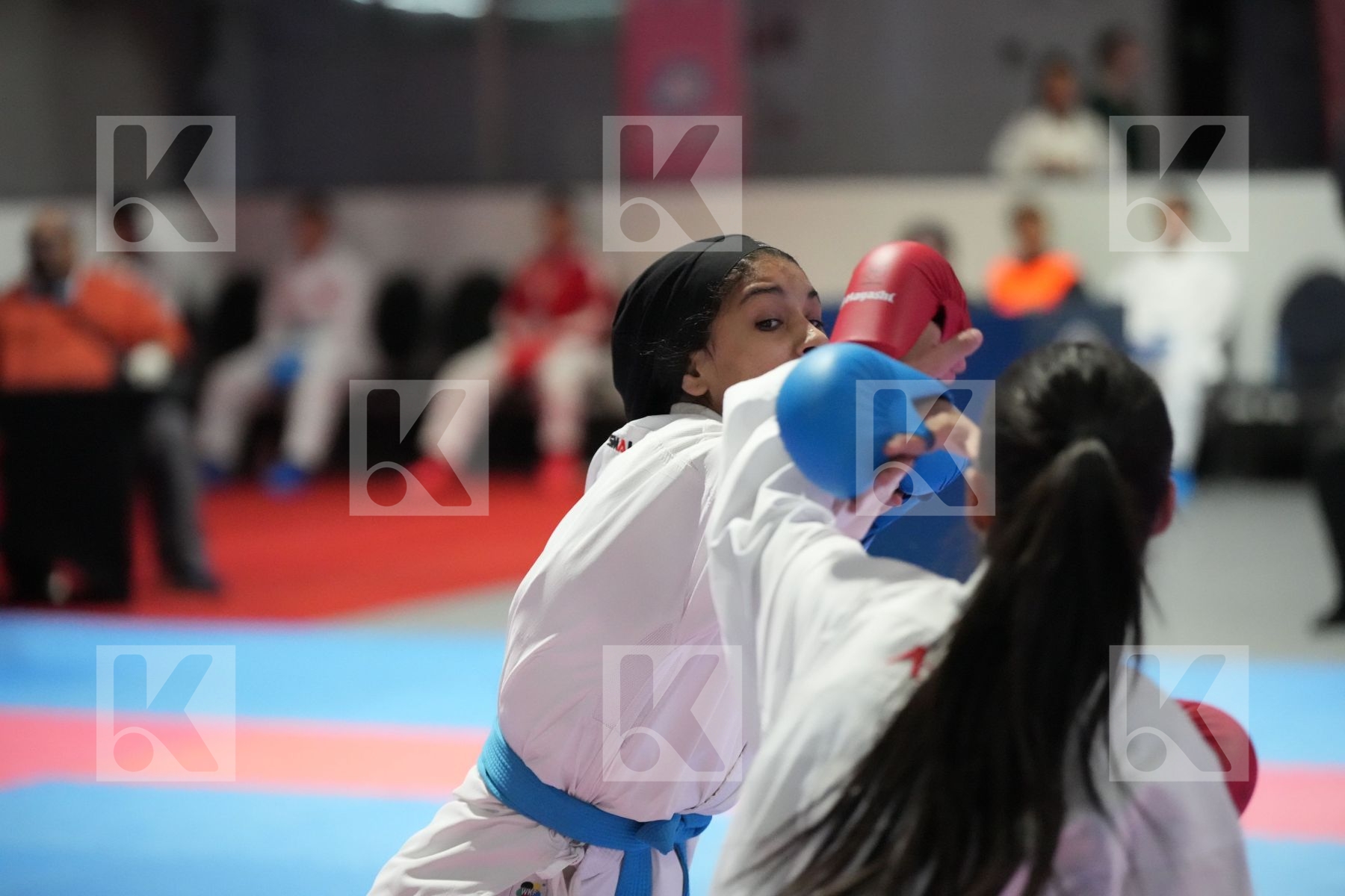 Kumite final bout featuring KENZA YAHIAOUI & AYA DAMANY