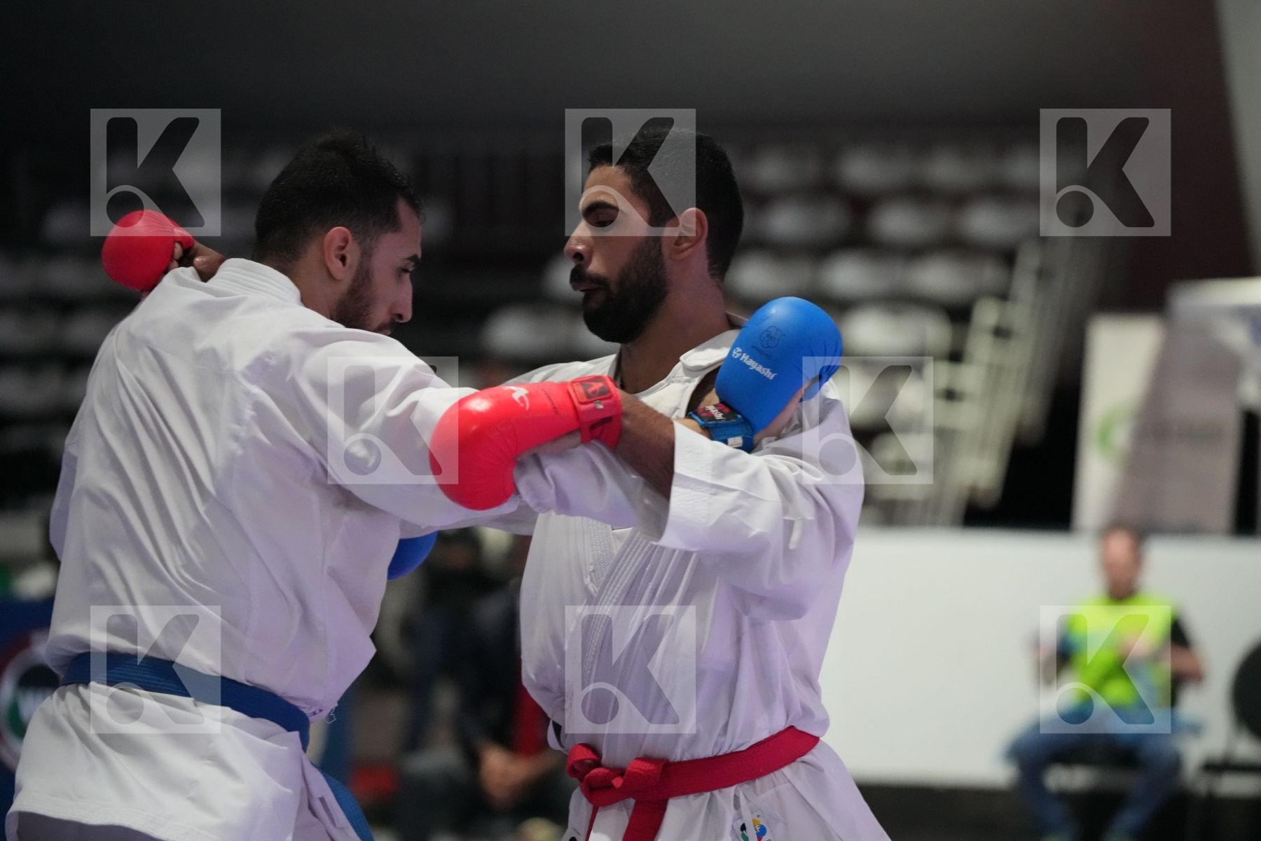 Kumite final bout featuring TAHA TAREK MAHMOUD & HOCINE DAIKHI