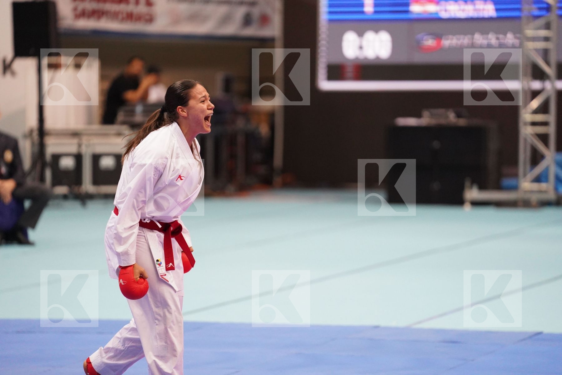 Kumite bronze bout featuring KYDONAKI KYRIAKI & LESJAK LUCIJA