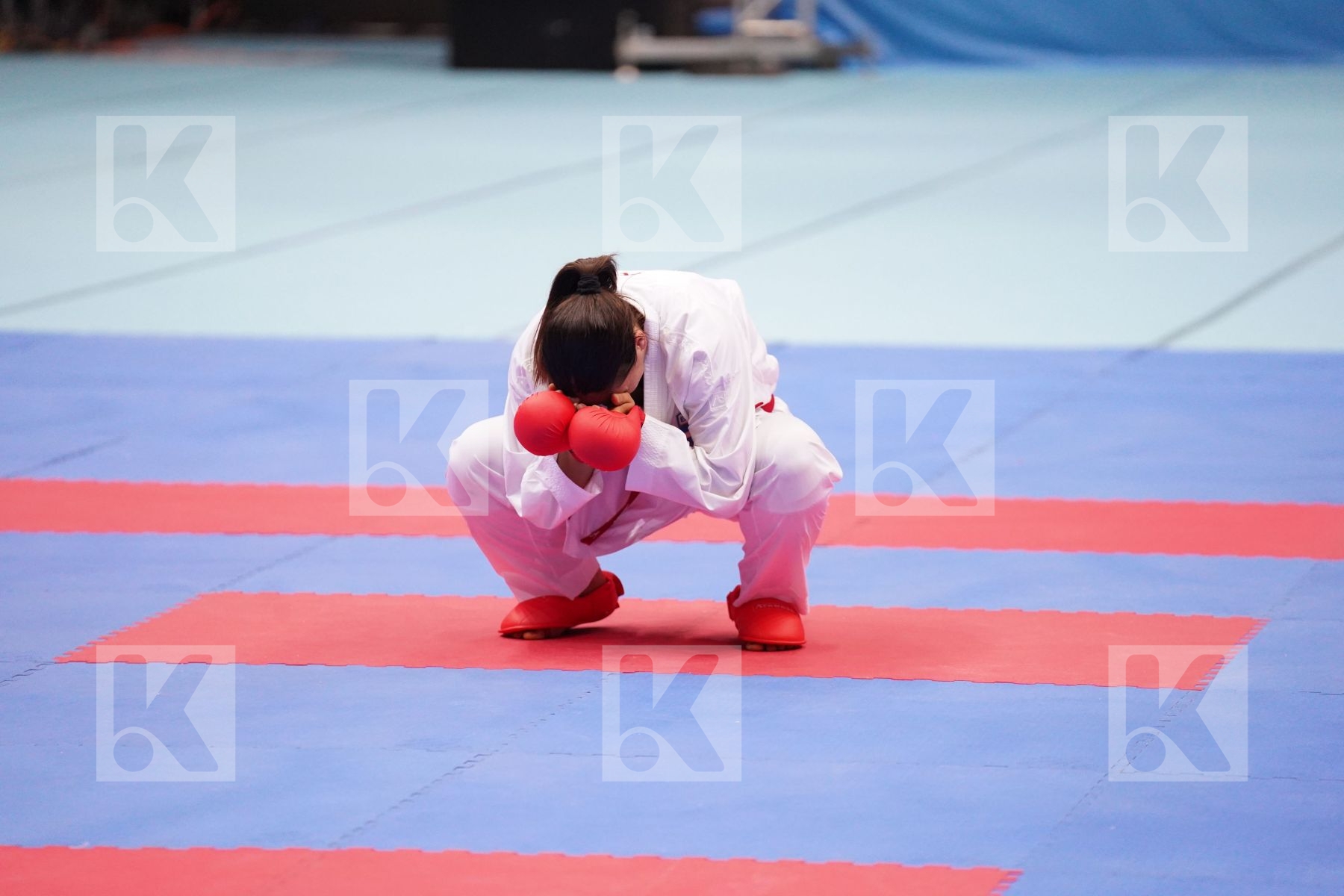 Kumite bronze bout featuring KYDONAKI KYRIAKI & LESJAK LUCIJA