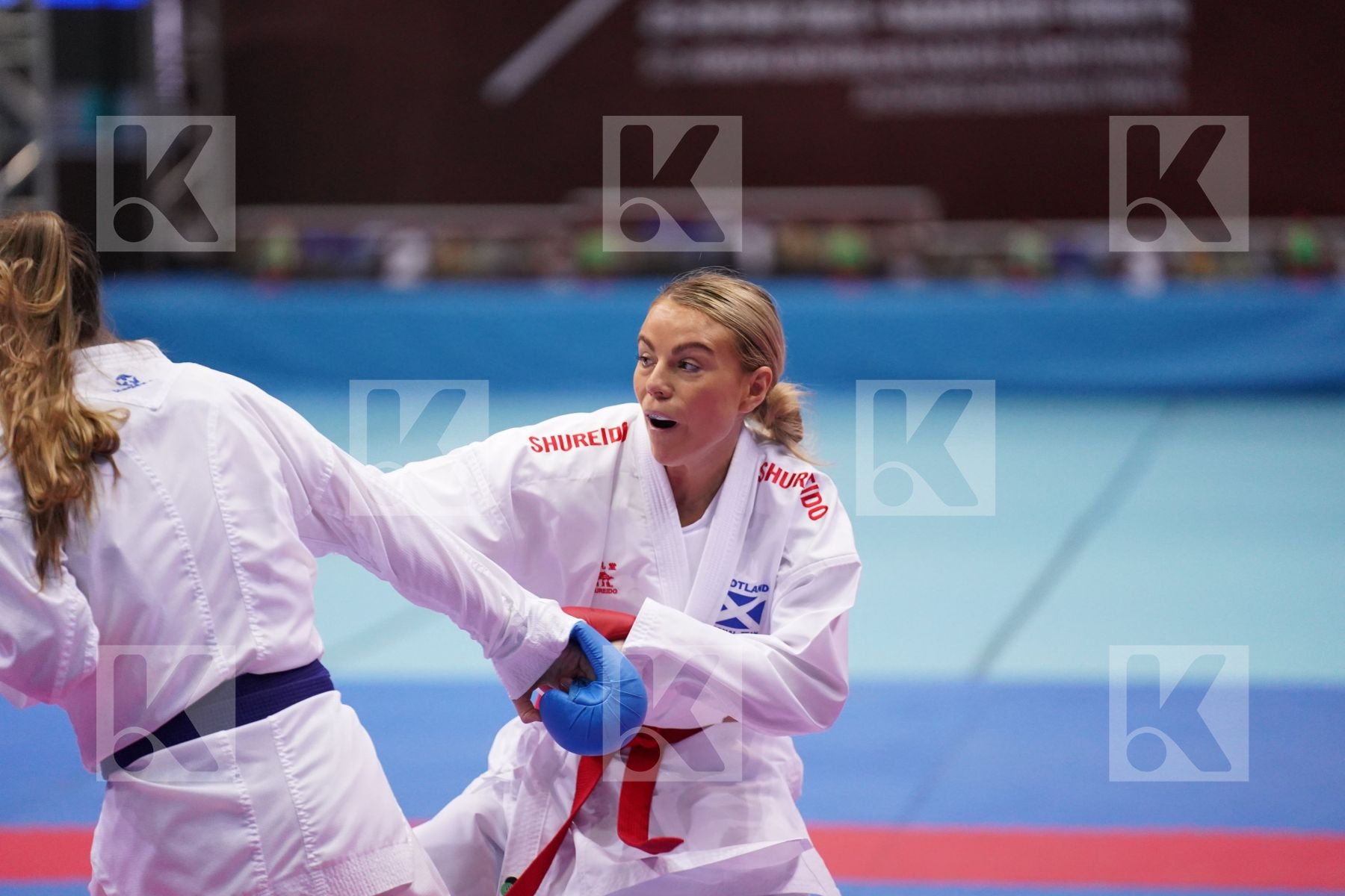 Kumite bronze bout featuring CONNELL AMY & SIPOVIC NEJRA