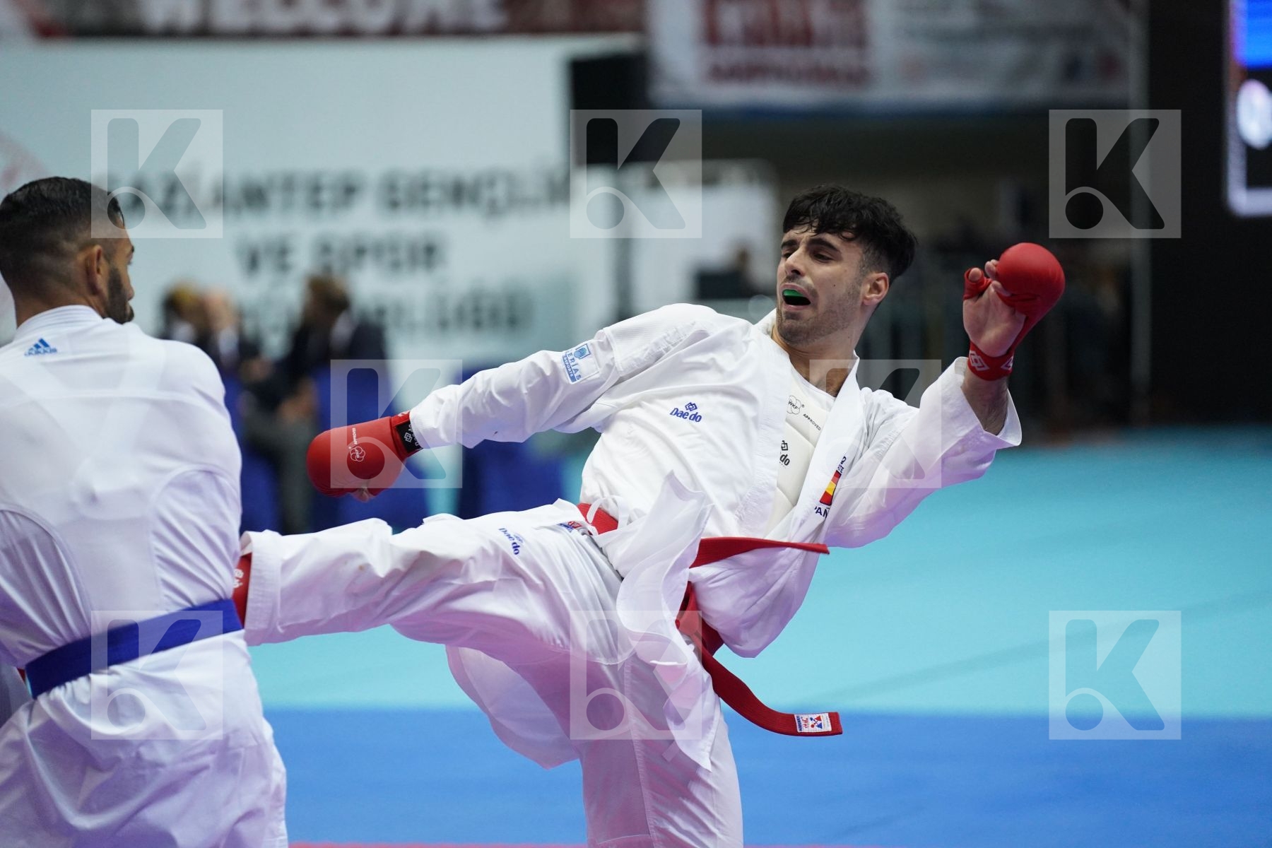 Kumite bronze bout featuring BUSA LUIGI & BARGADOS BERNARDO CARLOS