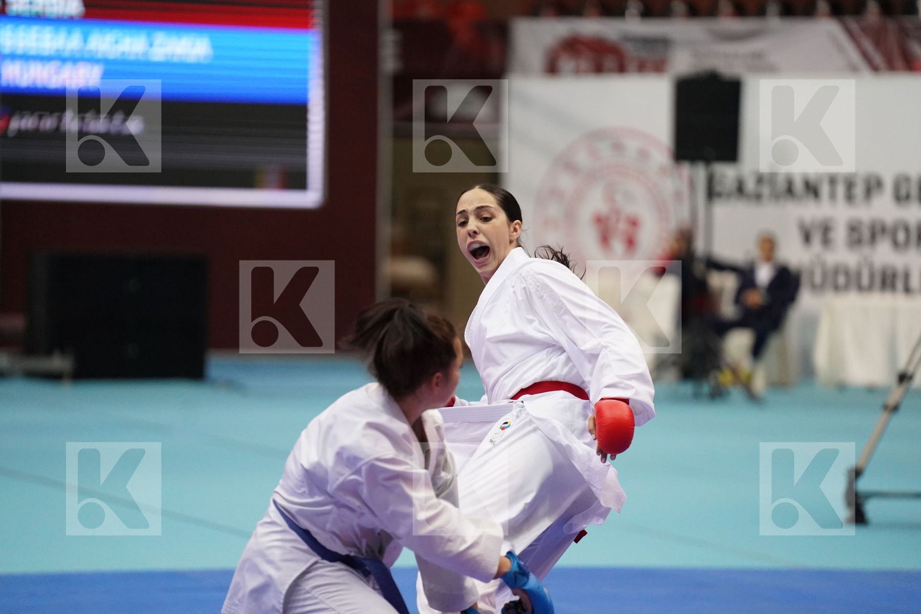 Kumite final bout featuring PEROVIC IVANA & BOUSSEBAA AICHA ZAKIA