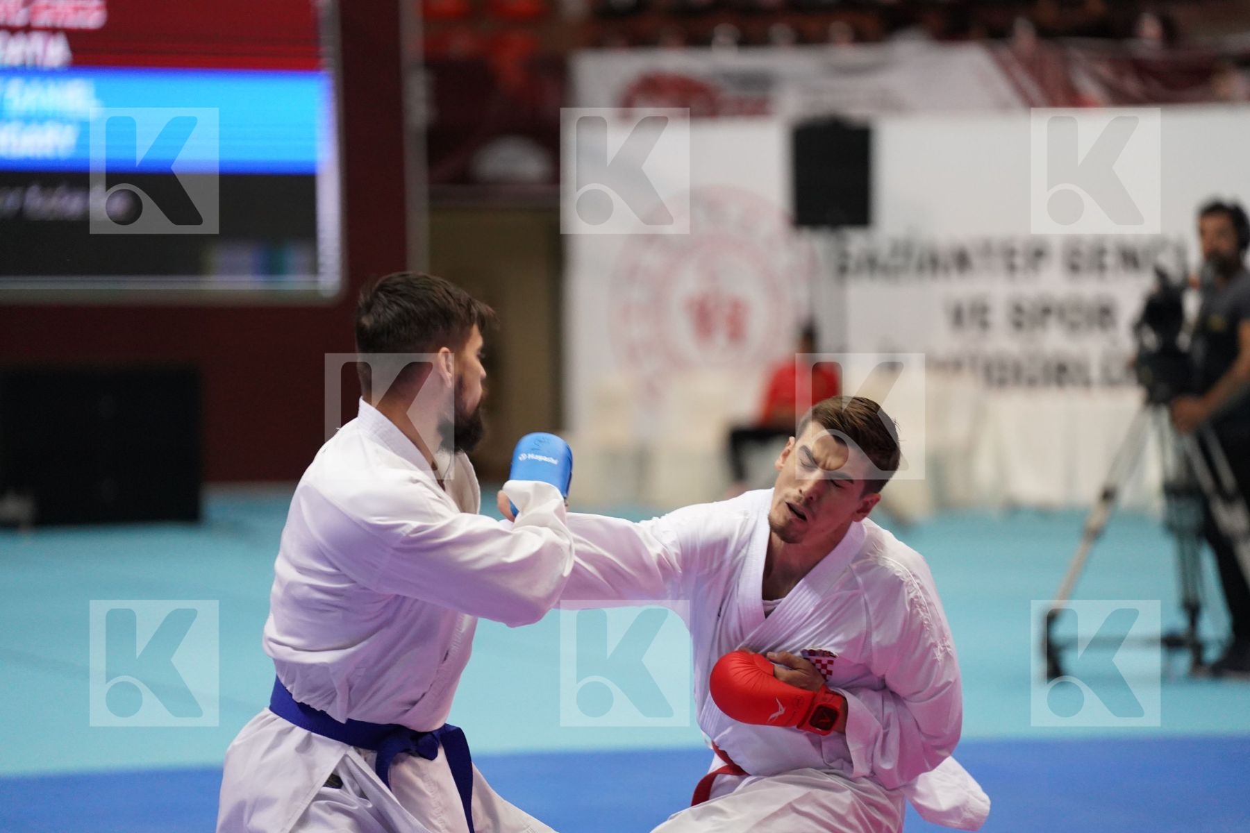 Kumite final bout featuring GARIBOVIC ENES & GYORGY DANIEL