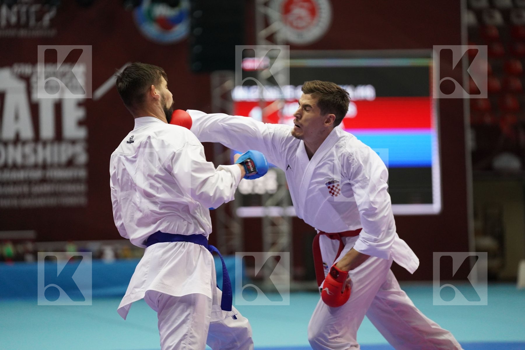 Kumite final bout featuring GARIBOVIC ENES & GYORGY DANIEL
