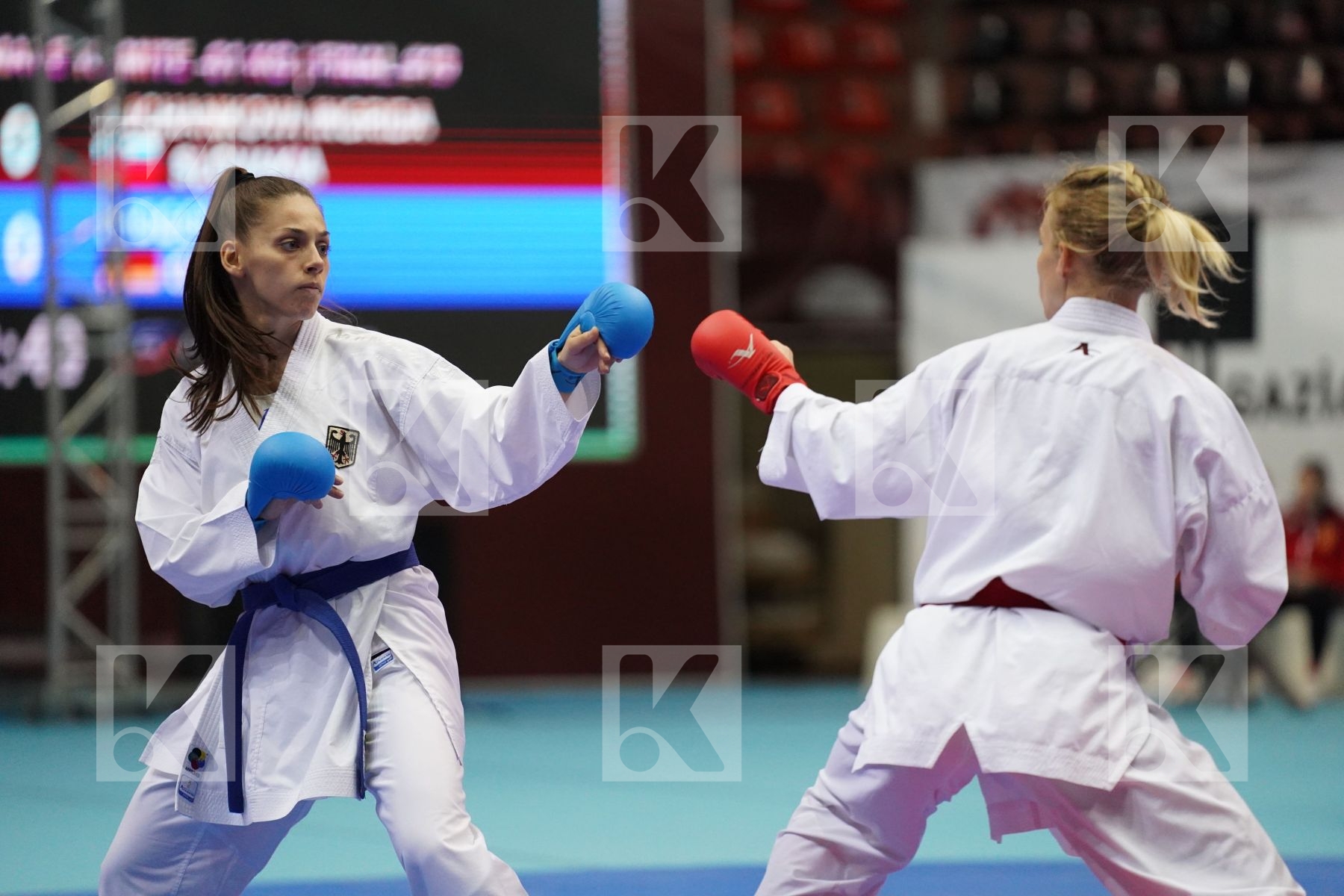 Kumite final bout featuring SUCHANKOVA INGRIDA & MIGGOU ANNA