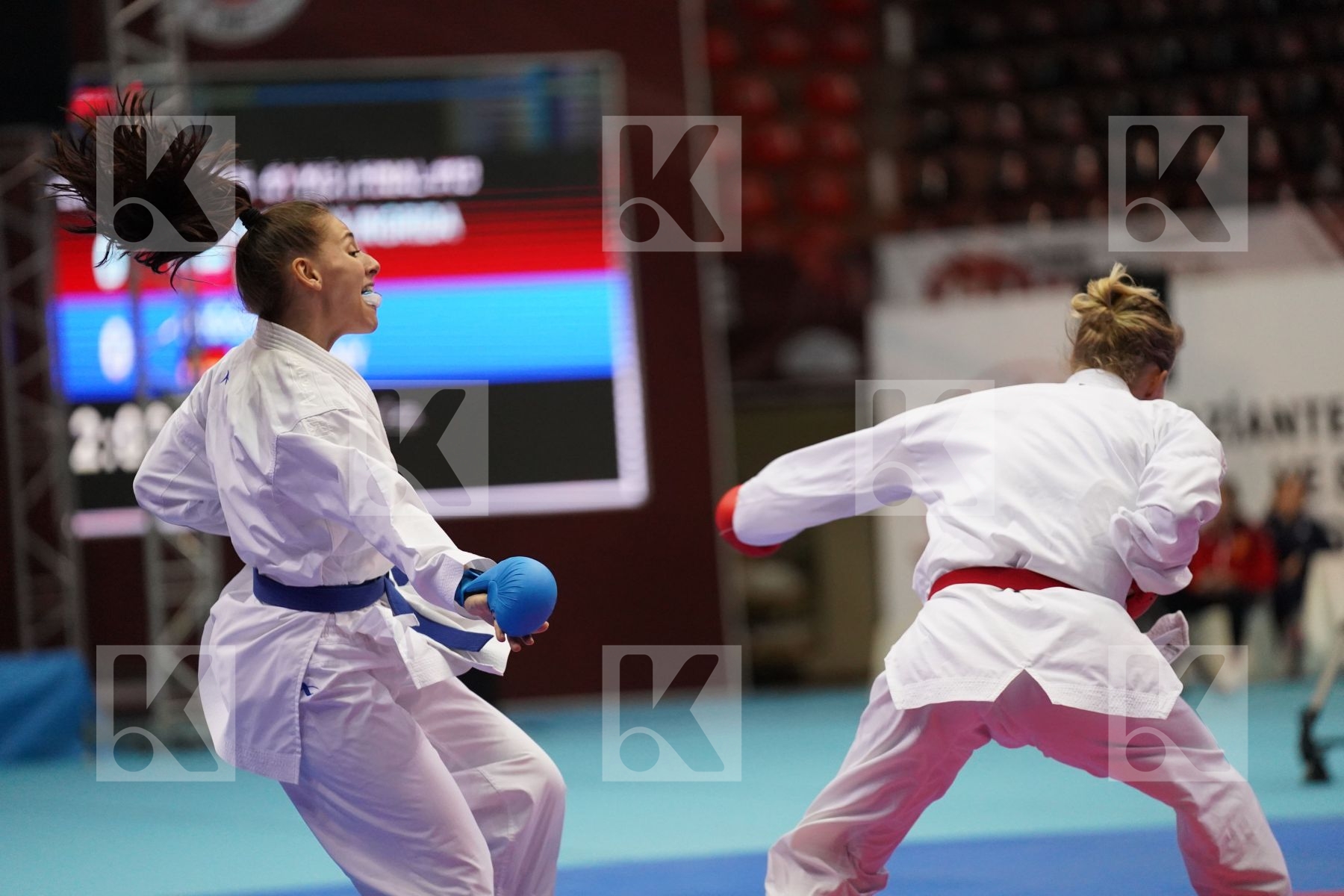 Kumite final bout featuring SUCHANKOVA INGRIDA & MIGGOU ANNA