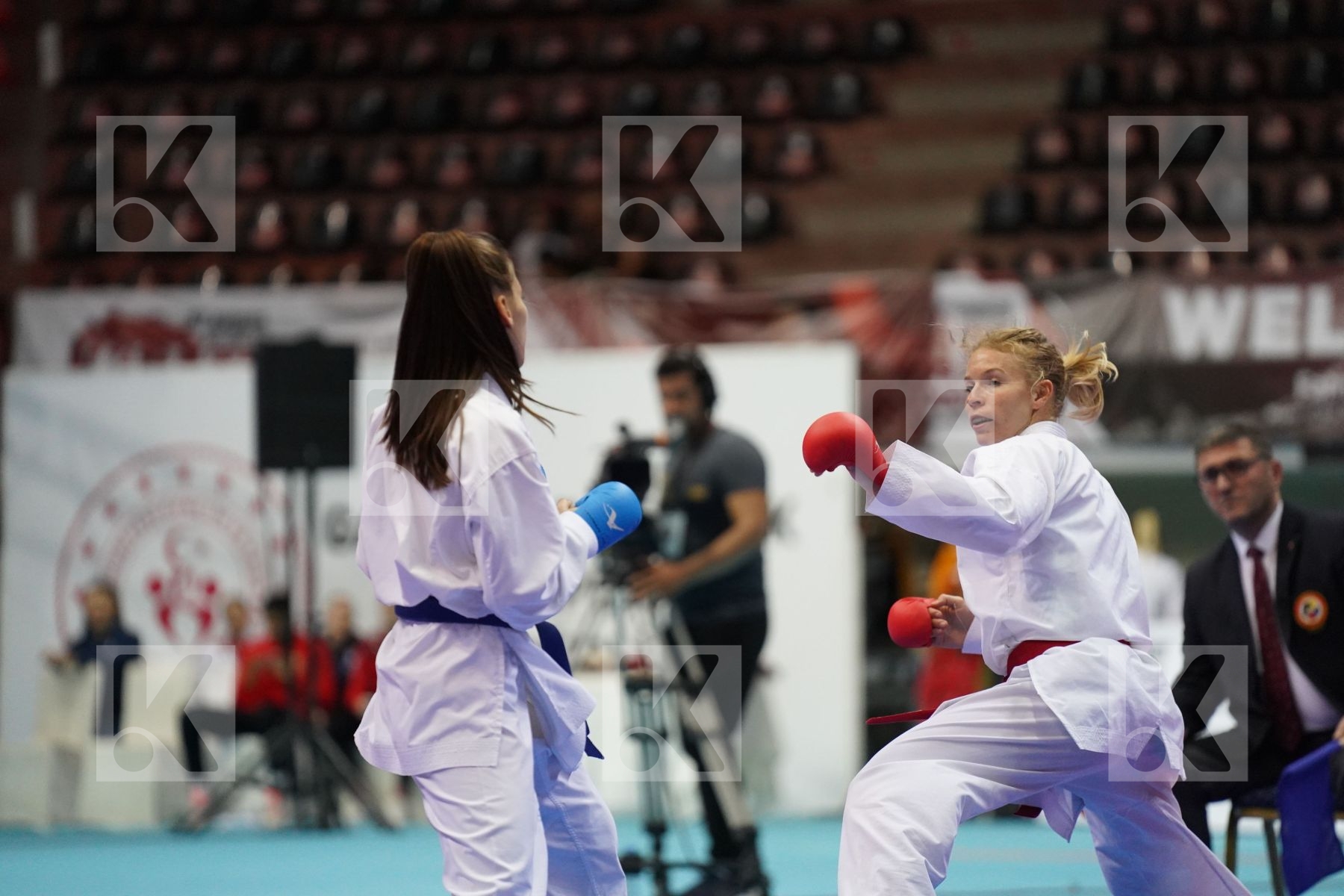 Kumite final bout featuring SUCHANKOVA INGRIDA & MIGGOU ANNA
