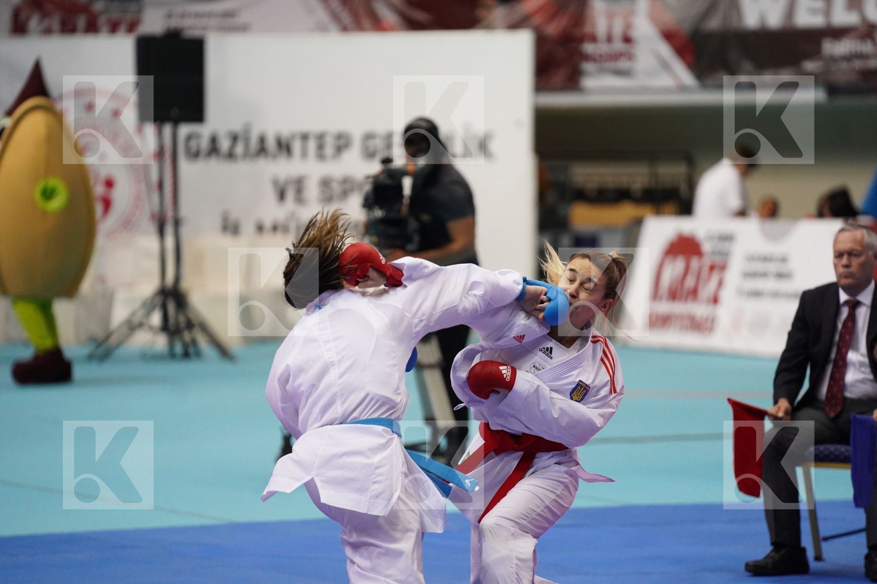 Kumite final bout featuring TERLIUGA ANZHELIKA & GORANOVA IVET