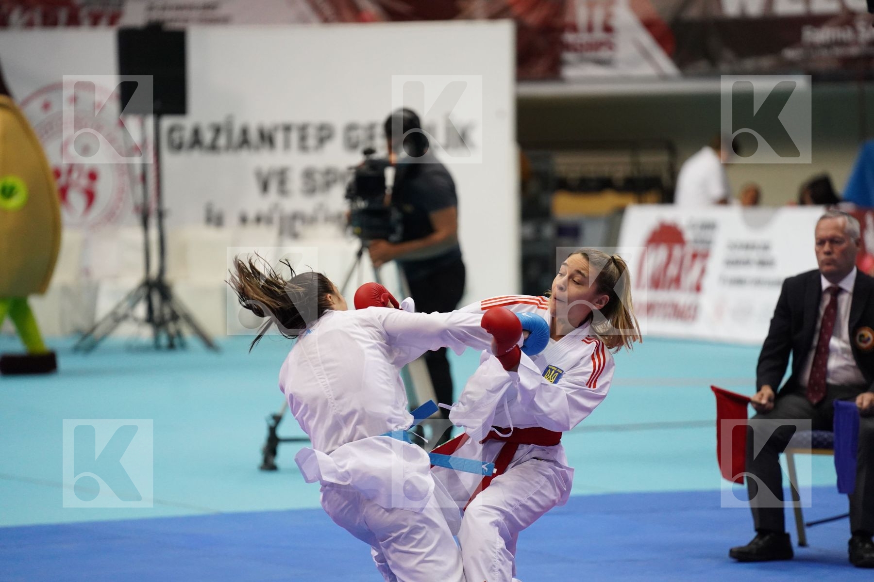 Kumite final bout featuring TERLIUGA ANZHELIKA & GORANOVA IVET