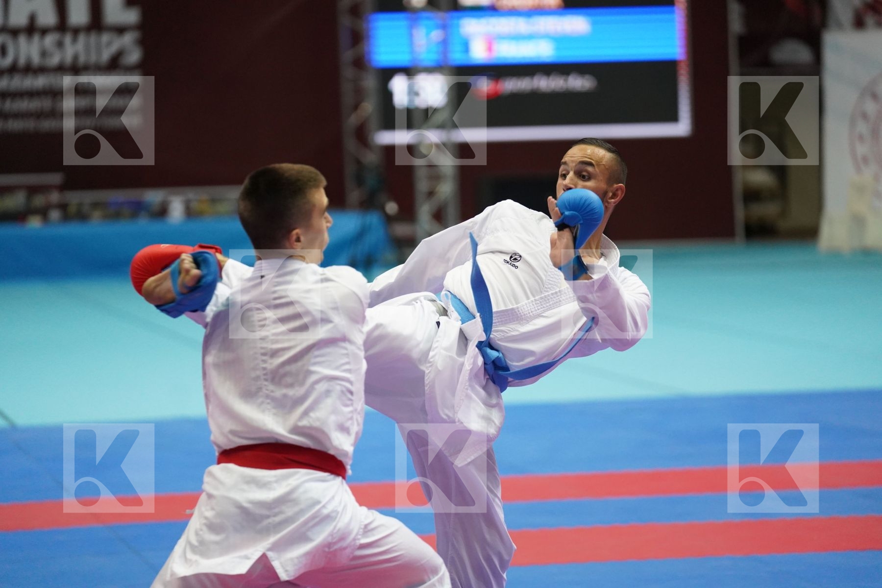 Kumite bronze bout featuring DACOSTA STEVEN & BERAK BORAN