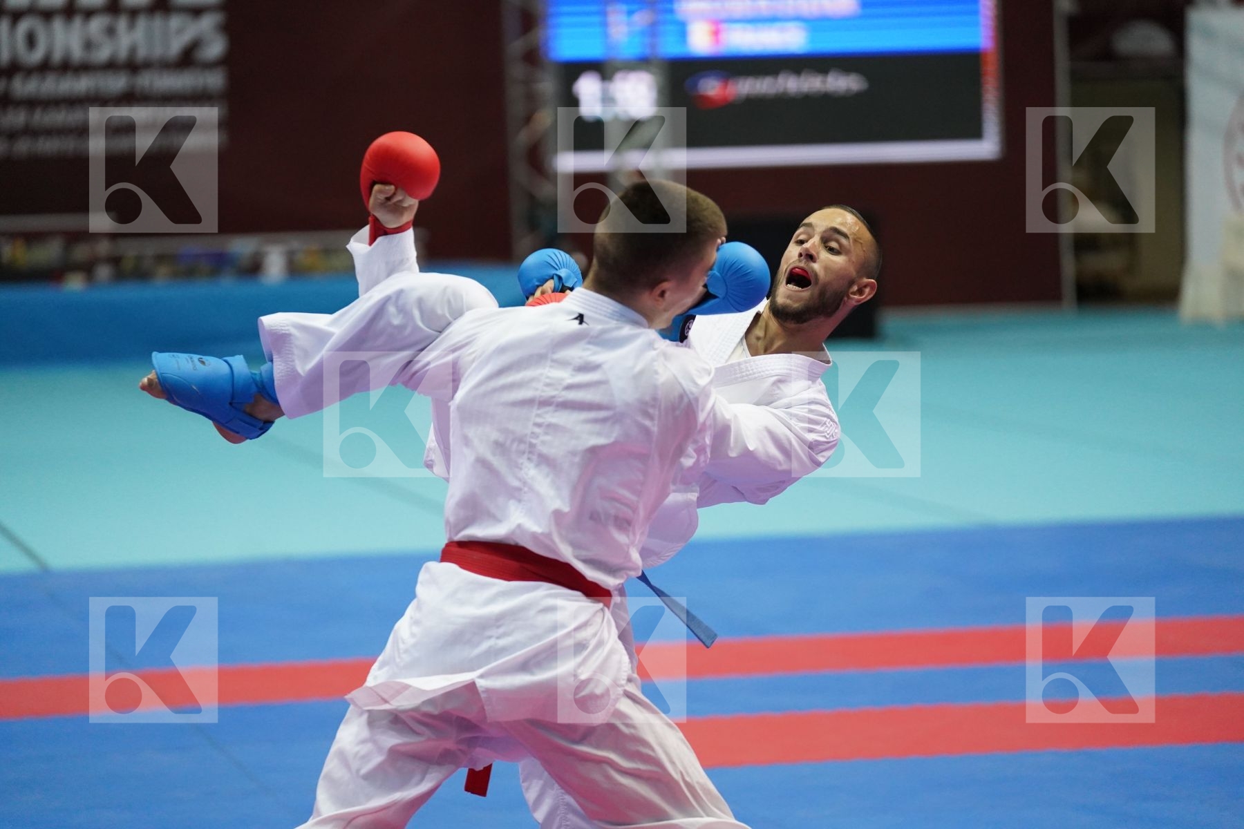 Kumite bronze bout featuring DACOSTA STEVEN & BERAK BORAN