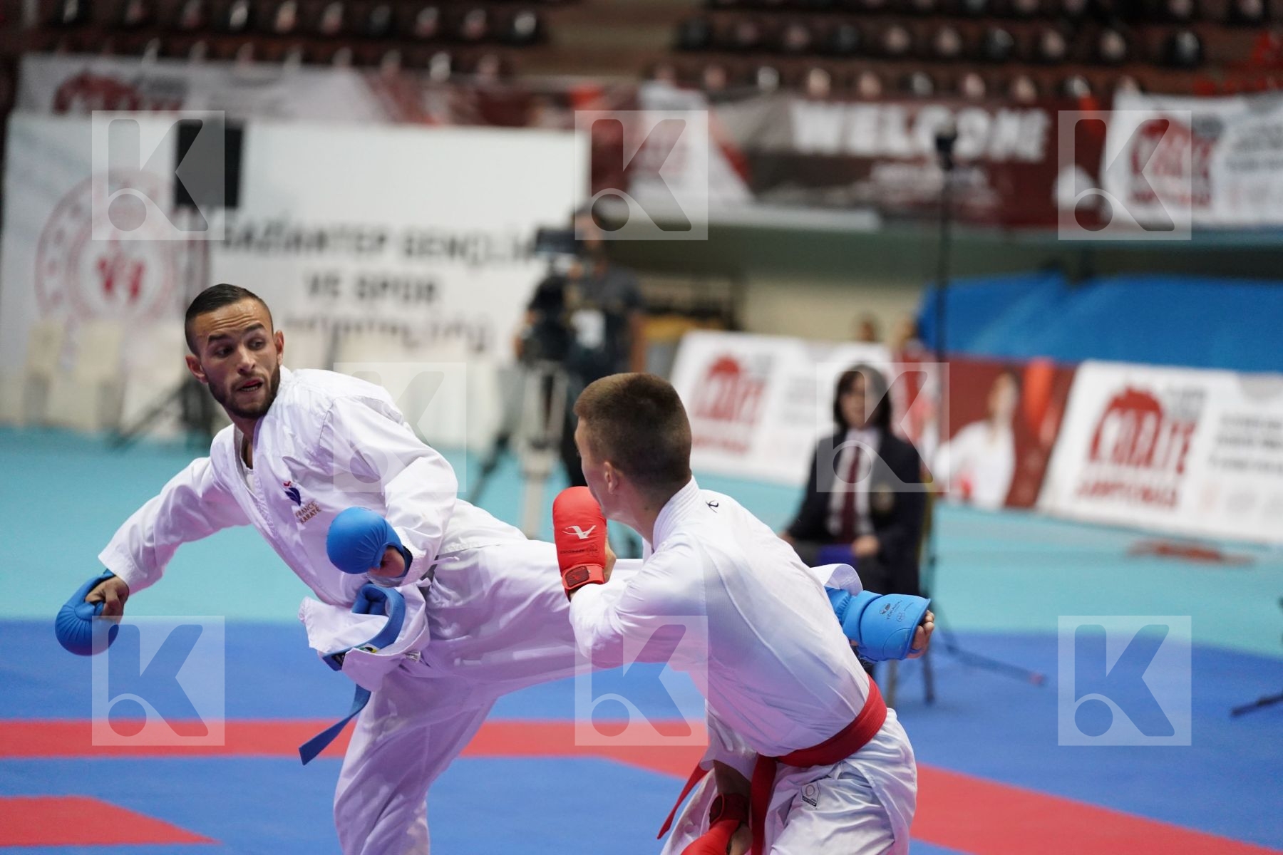 Kumite bronze bout featuring DACOSTA STEVEN & BERAK BORAN