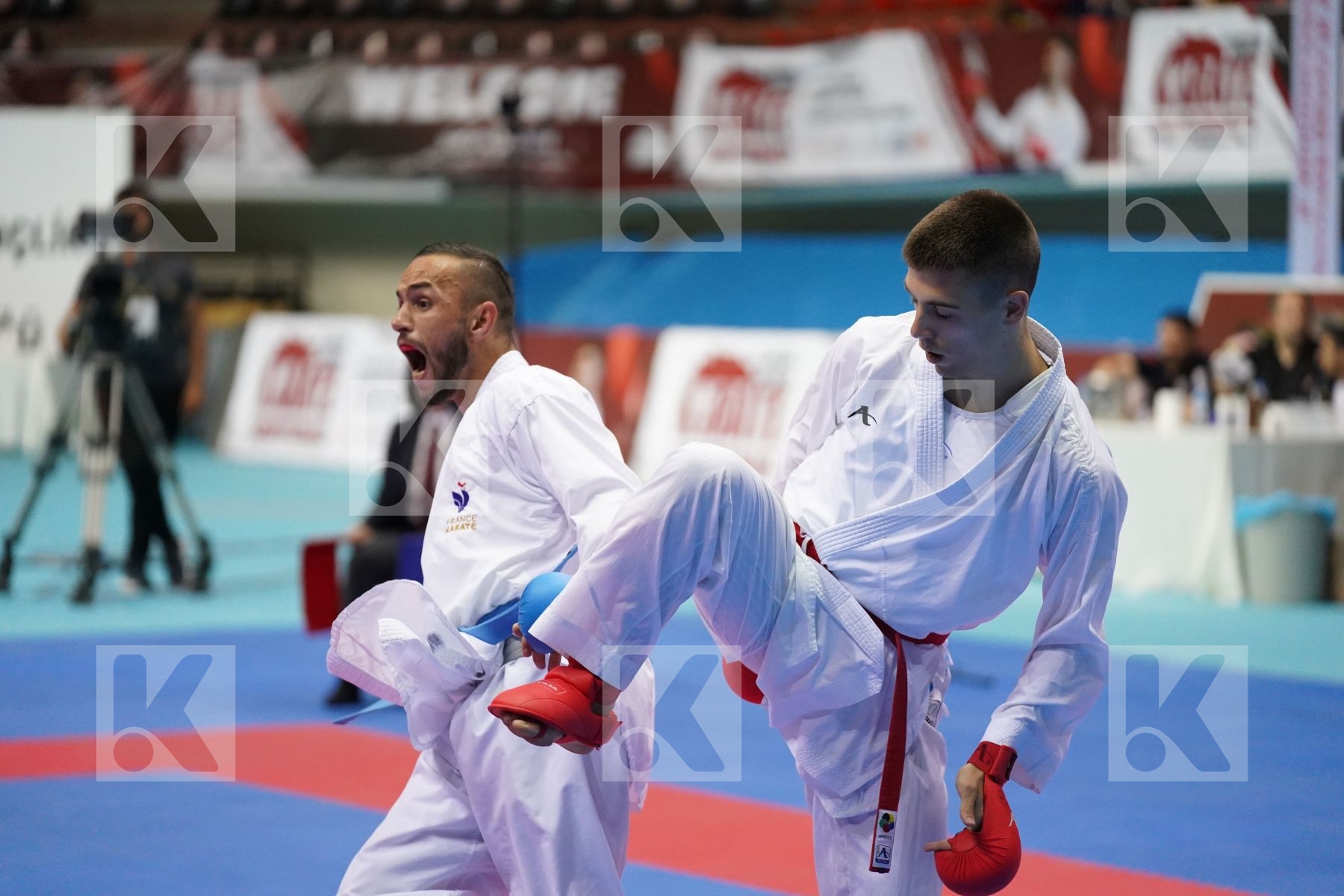 Kumite bronze bout featuring DACOSTA STEVEN & BERAK BORAN