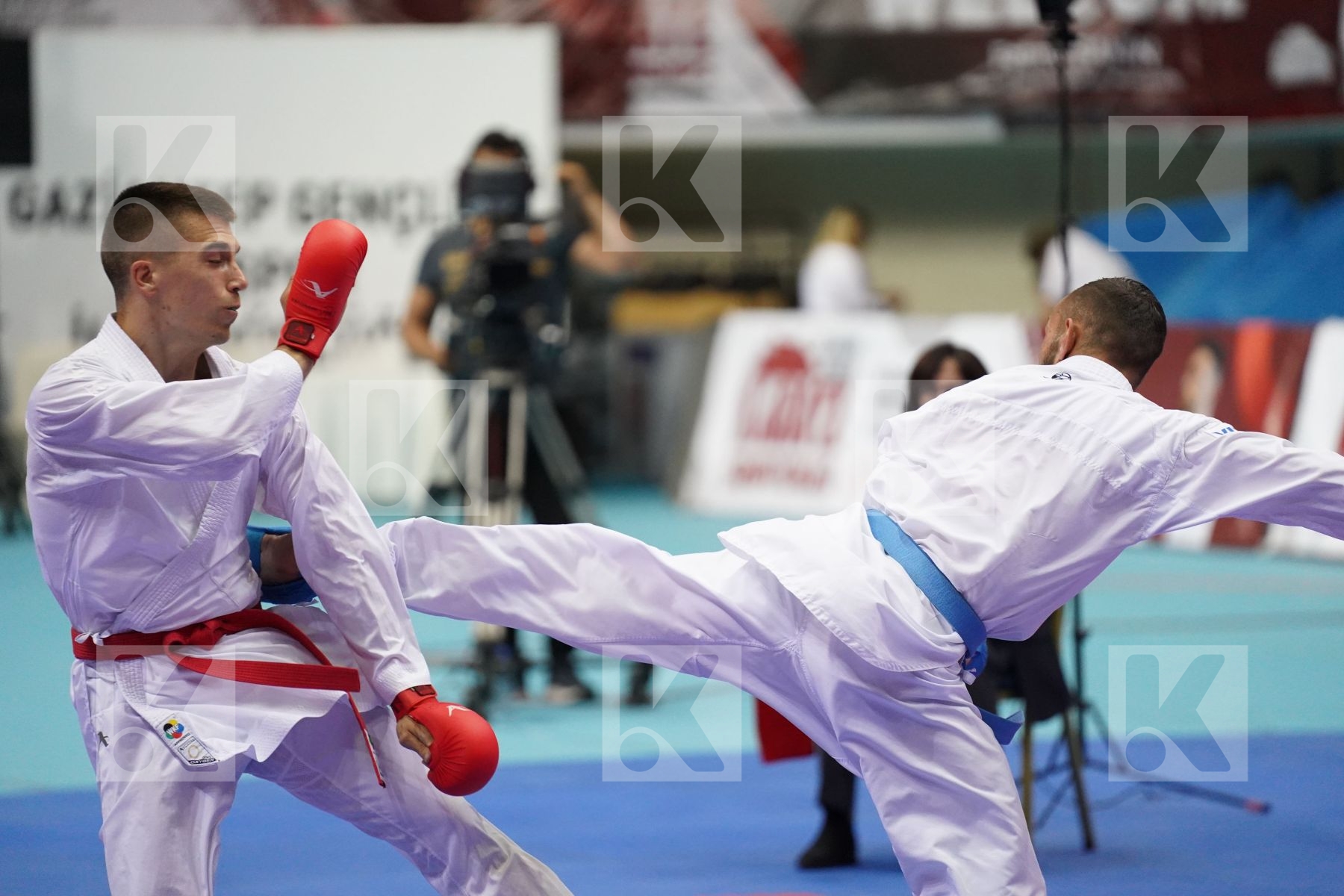 Kumite bronze bout featuring DACOSTA STEVEN & BERAK BORAN