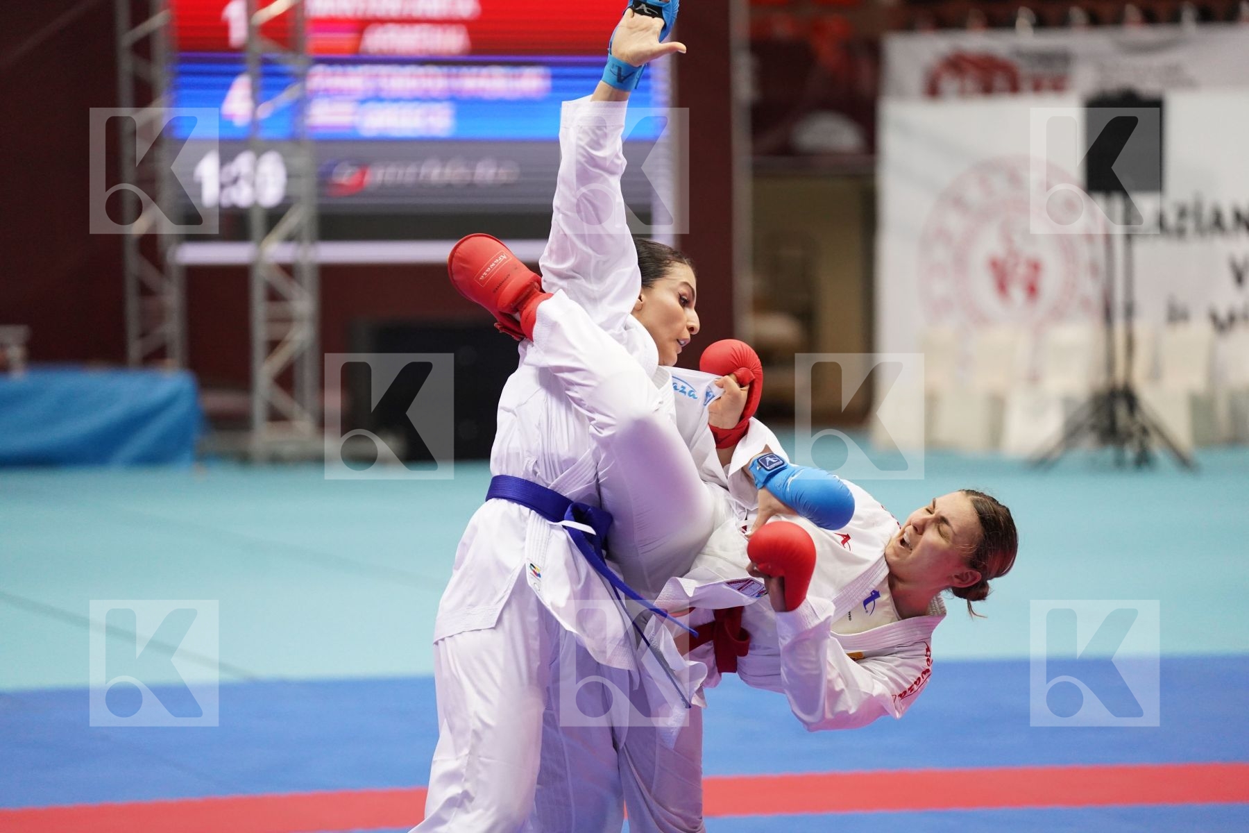 Kumite bronze bout featuring MAKYAN ANITA & PANETSIDOU VASILIKI