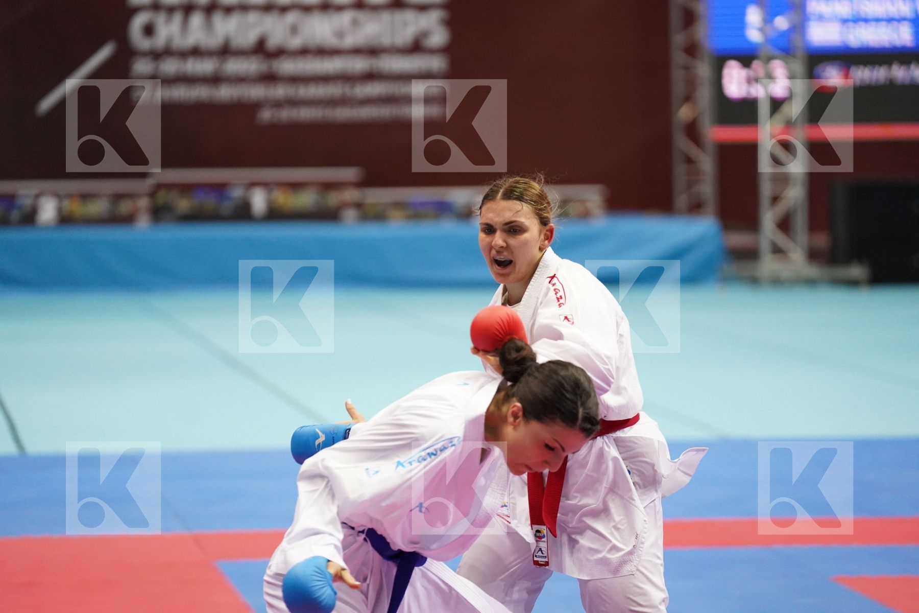 Kumite bronze bout featuring MAKYAN ANITA & PANETSIDOU VASILIKI