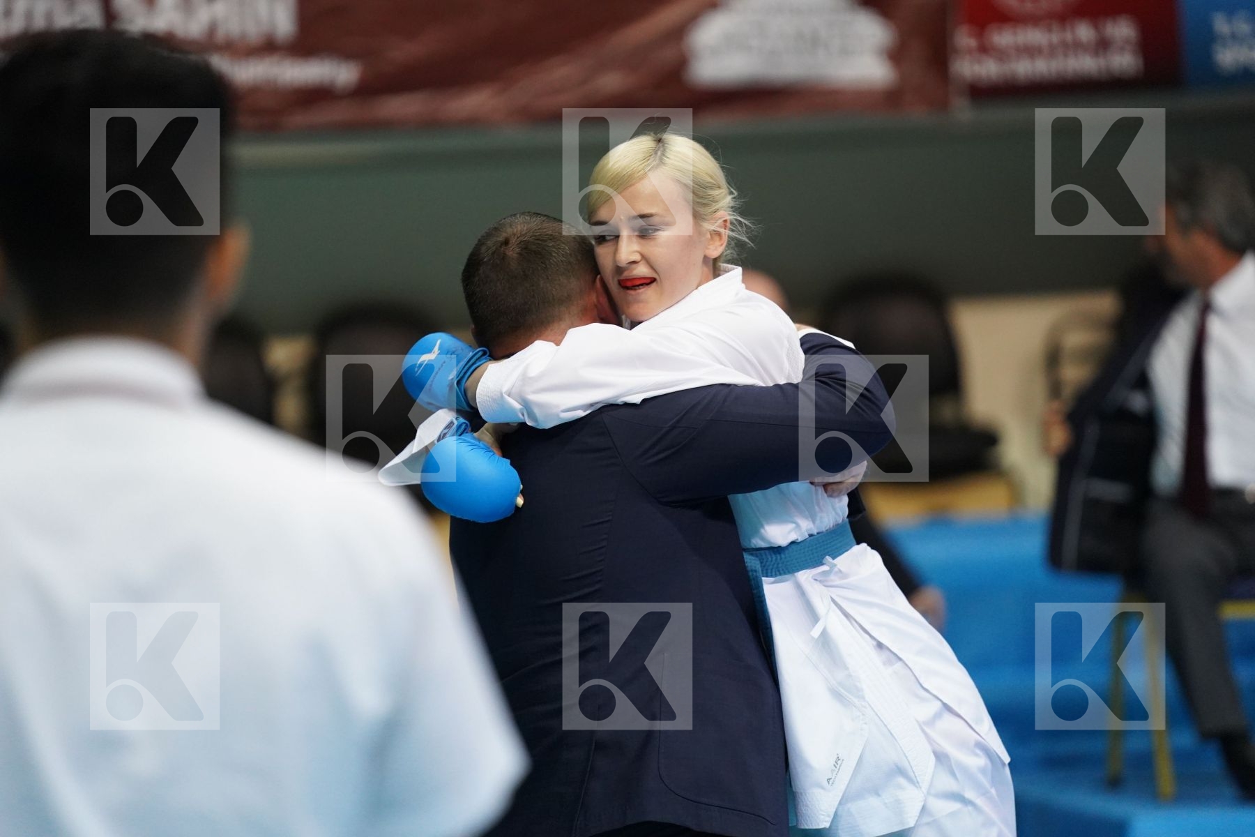 Kumite bronze bout featuring SEROGINA ANITA & SNEL LYNN