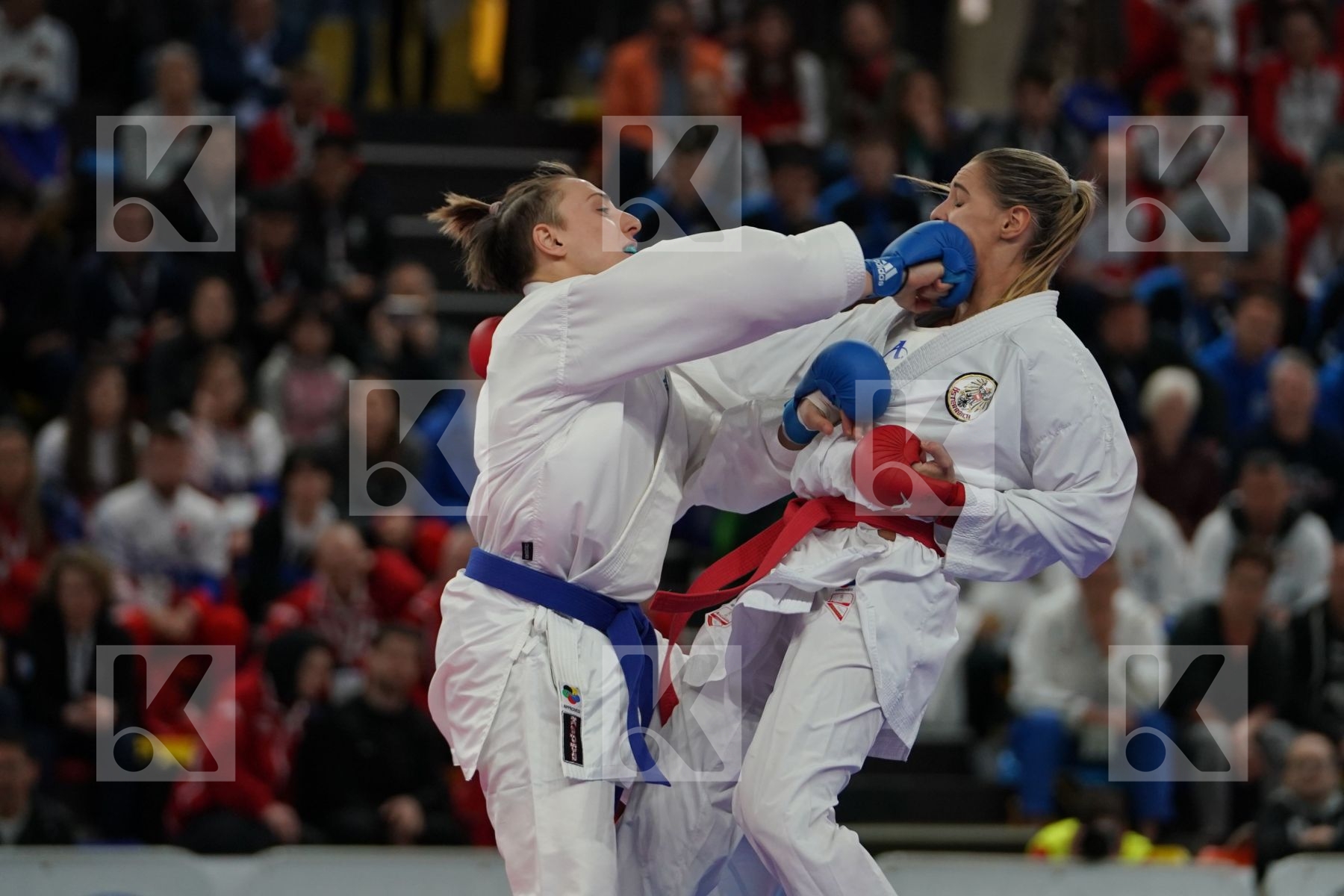 BUCHINGER ALISA (AUSTRIA) vs SEMERARO SILVIA (ITALY) in Senior Kumite -68 Kg - Bronze bout